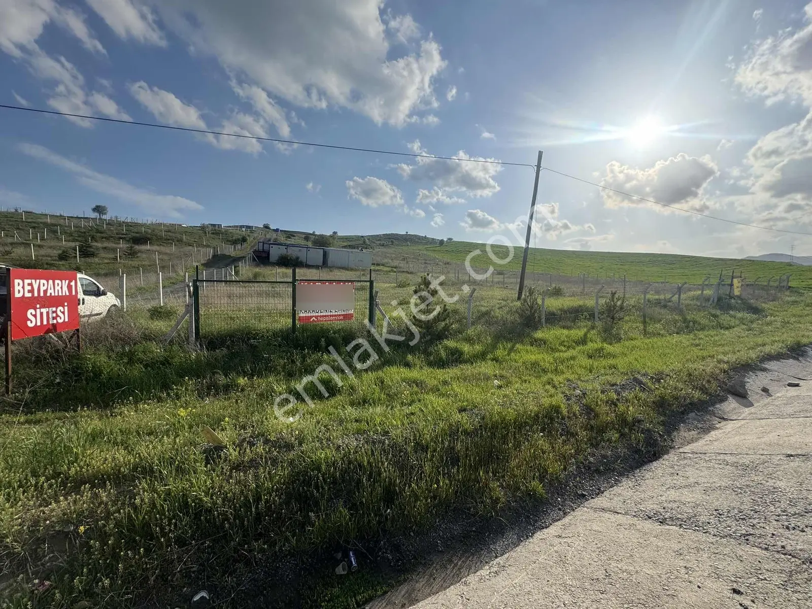 Beynamda 1000m2 Bala Asfaltına Cephe Etrafı Çevrili Kiralık Arsa - Görsel 3