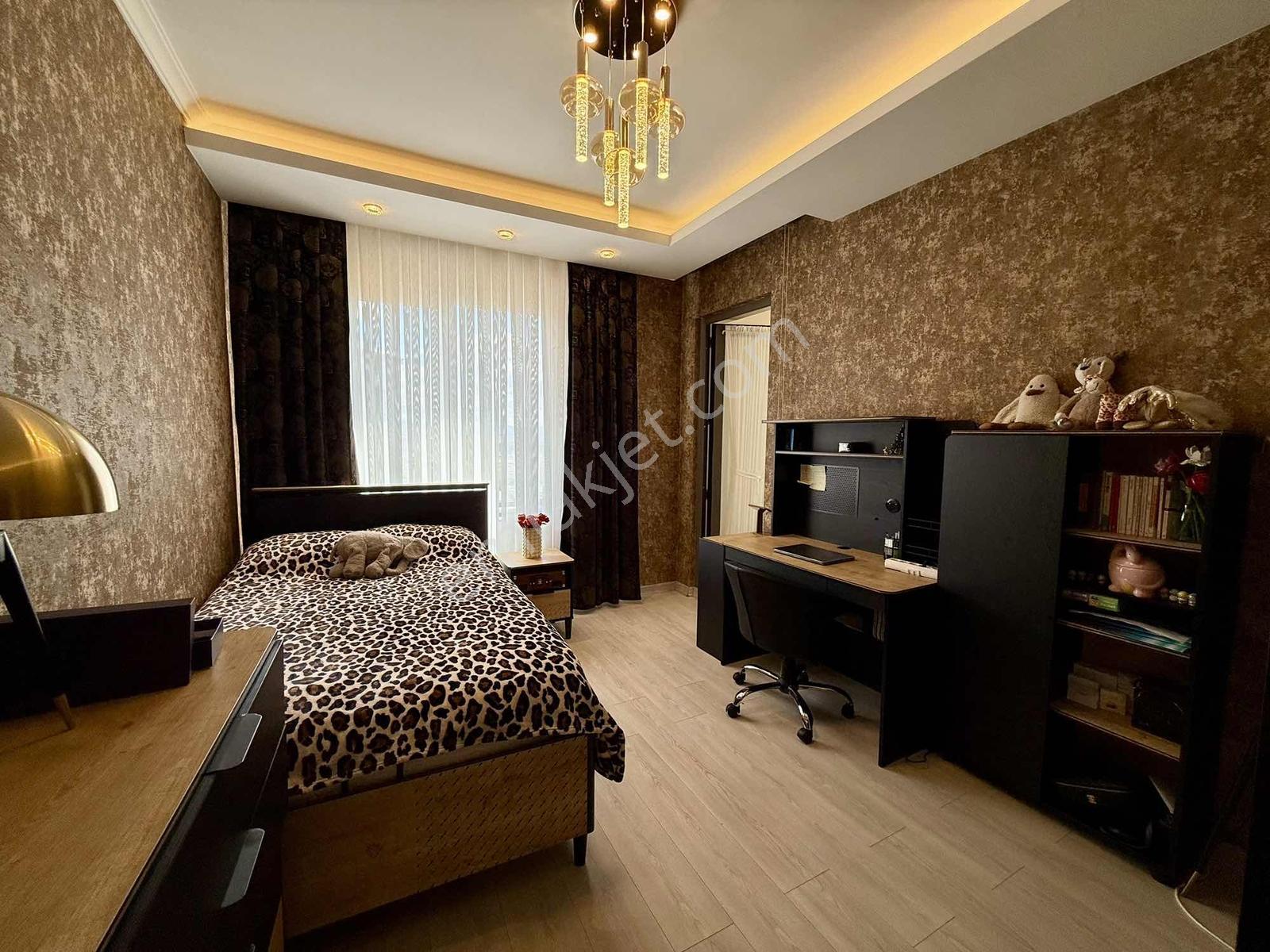 Emre/den Çaydaçıra'da Armada Vizyon'da 5+1 Lüks Residence - Görsel 23