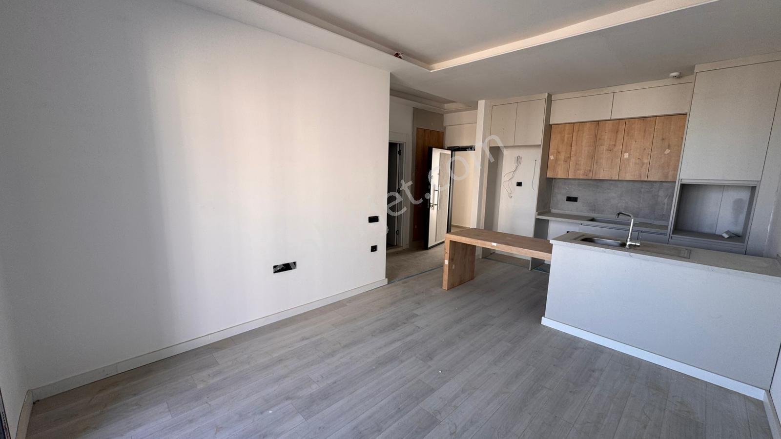 Ayaşta Ana Yola Sıfır Full Deniz Manzaralı Satılık 1+1 Daire - Görsel 9