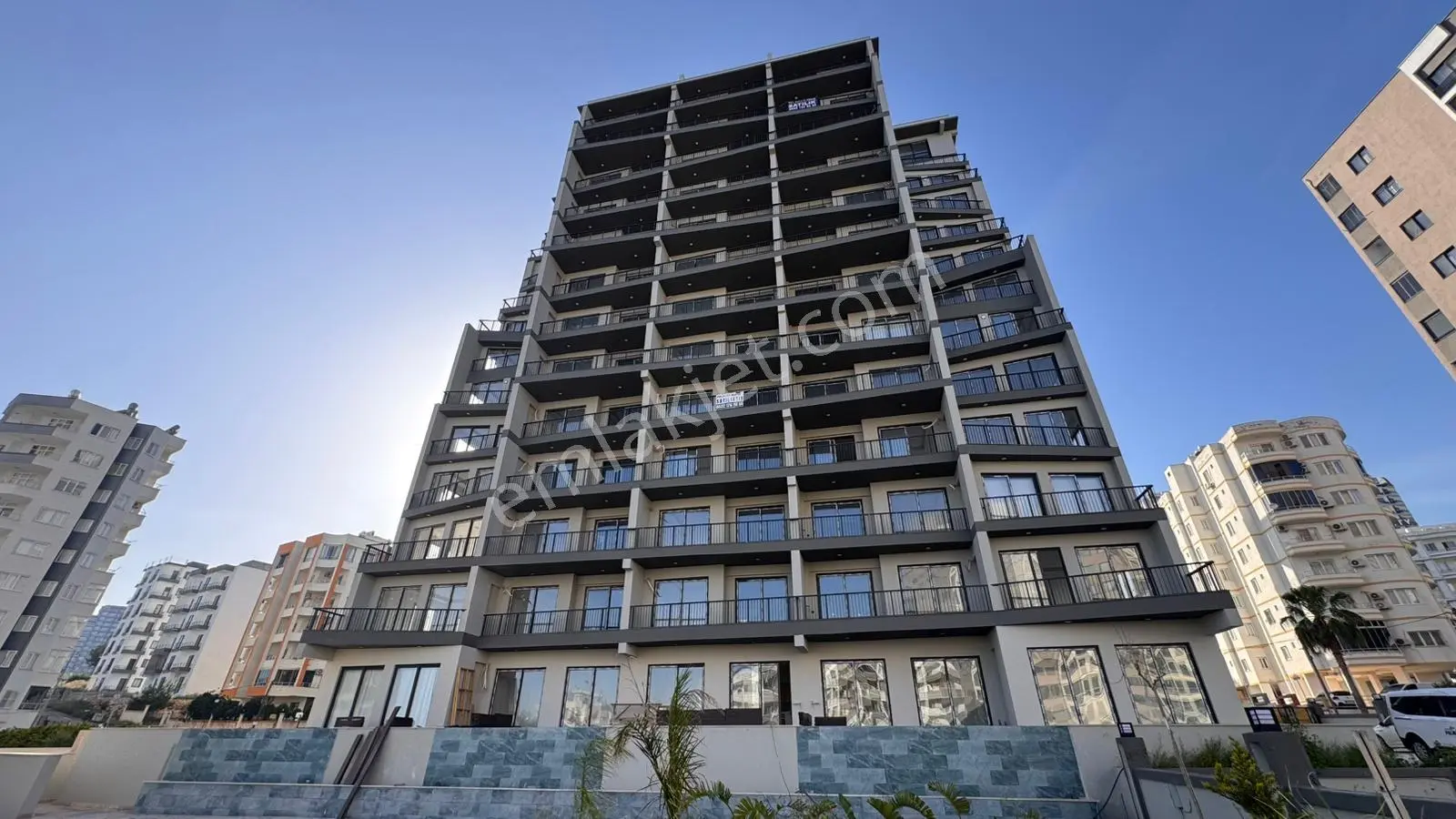 Ayaşta Ana Yola Sıfır Full Deniz Manzaralı Satılık 1+1 Daire