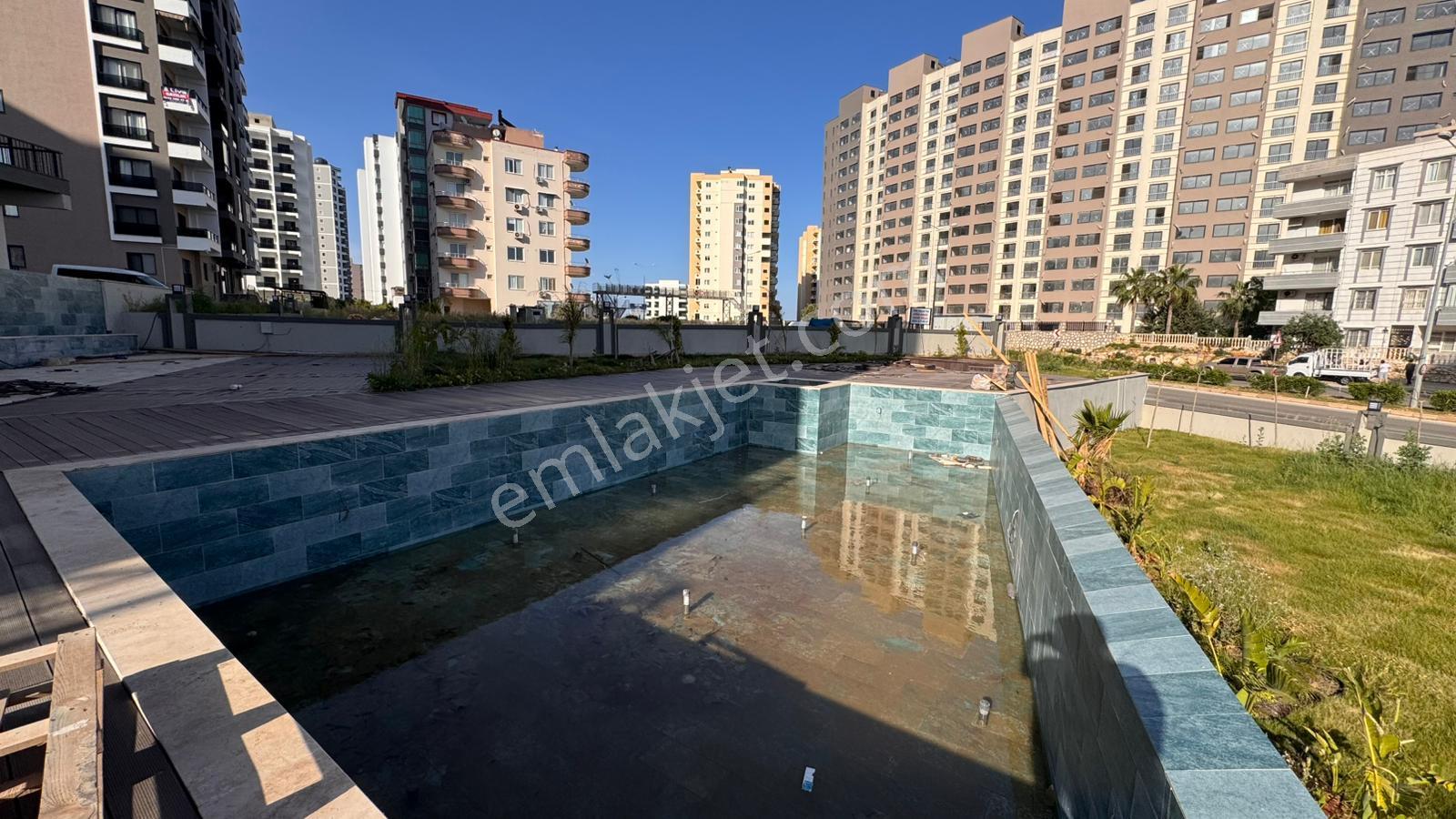 Ayaşta Ana Yola Sıfır Full Deniz Manzaralı Satılık 1+1 Daire - Görsel 6