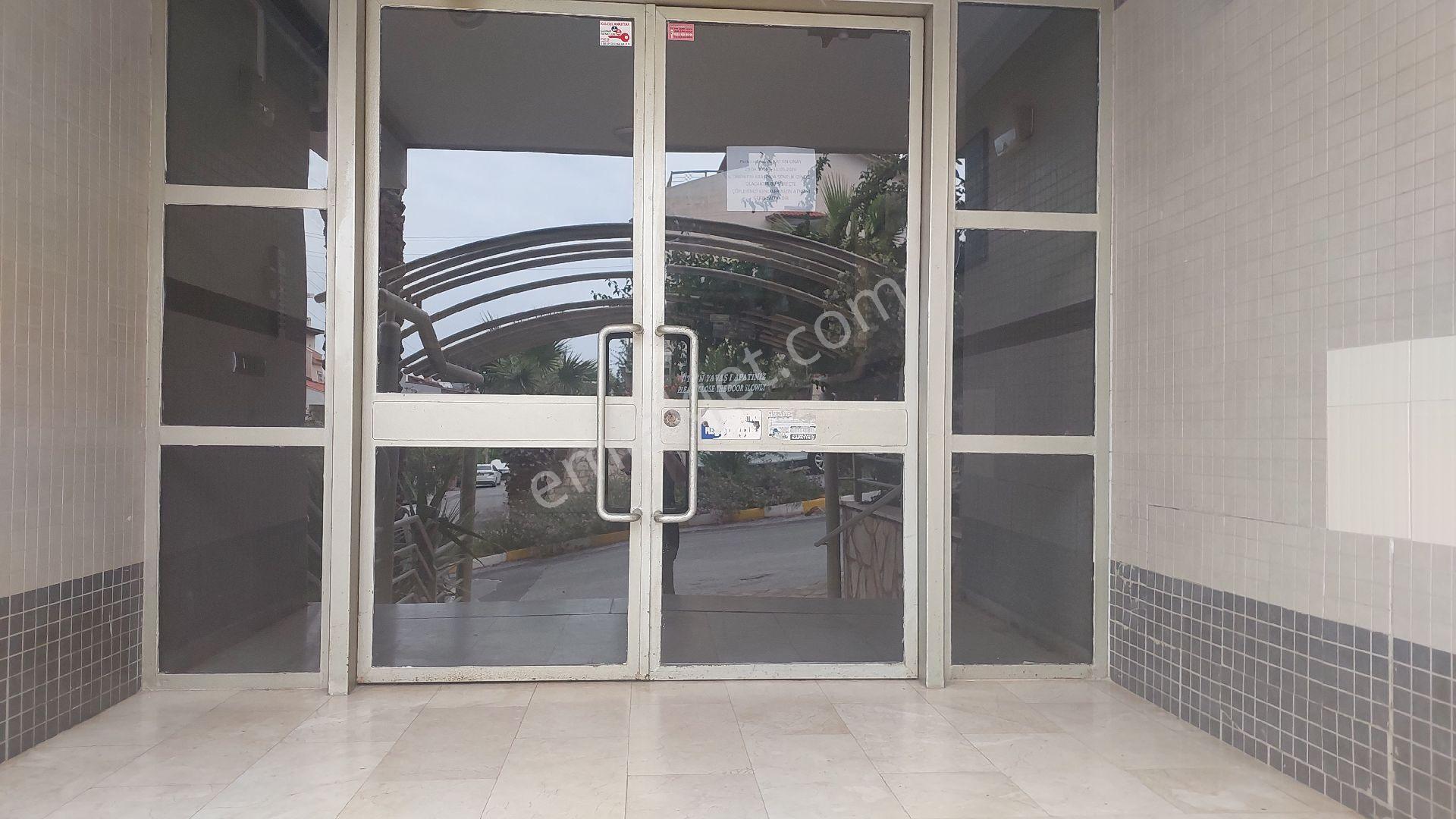Kuşadası Türkmende Marina Mevkiinde Havuzlu Sitede Satılık 3+1 145 M2 Daire - Görsel 4