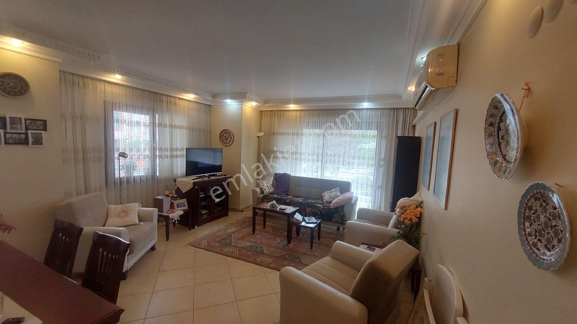 Kuşadası Türkmende Marina Mevkiinde Havuzlu Sitede Satılık 3+1 145 M2 Daire - Görsel 19