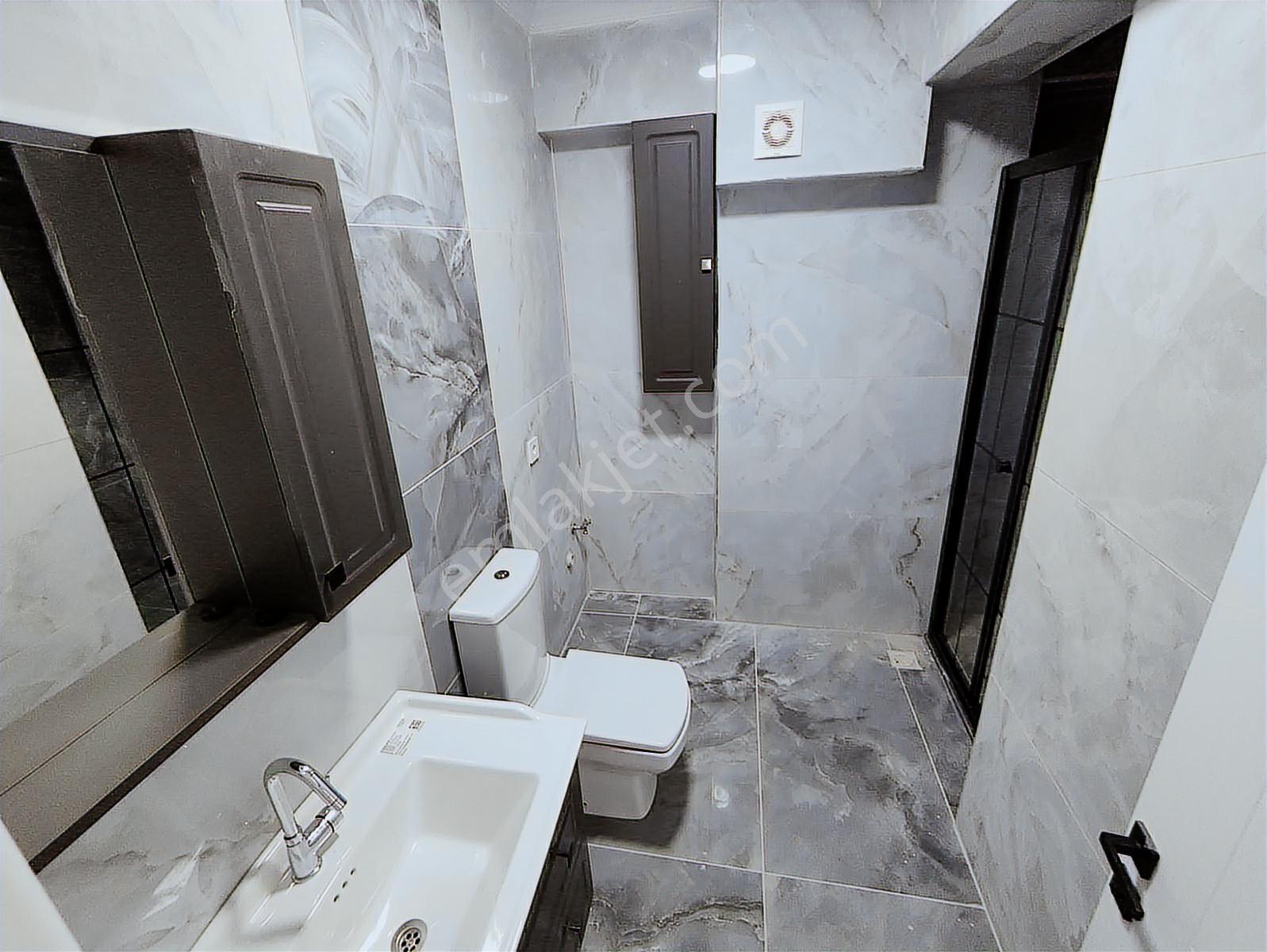 Karasu Merkezde Satılık Lüks Tripleks Villa - Görsel 17