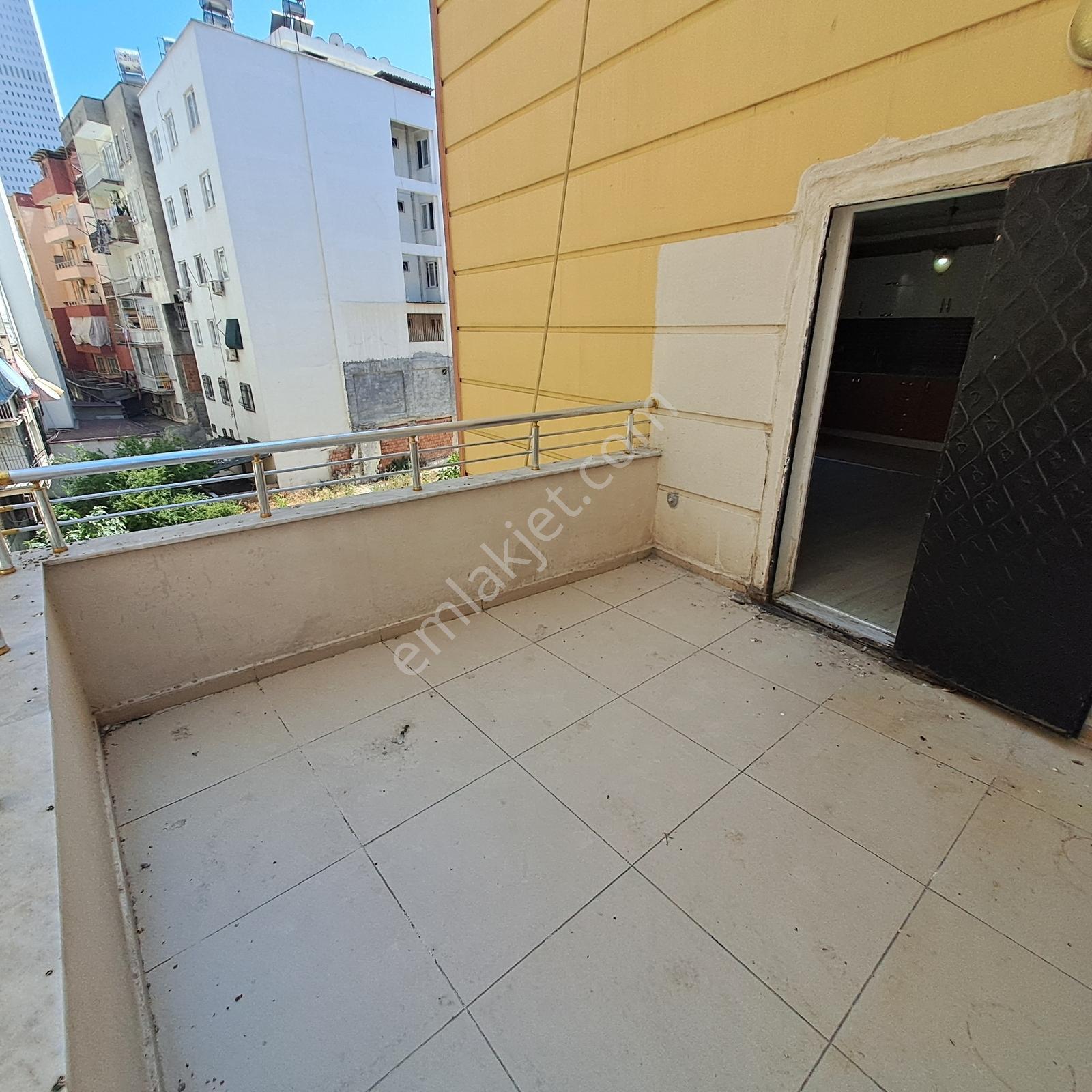 İhsaniye Mahallesi Adliye Civarı 2+1 Balkonlu - Görsel 3