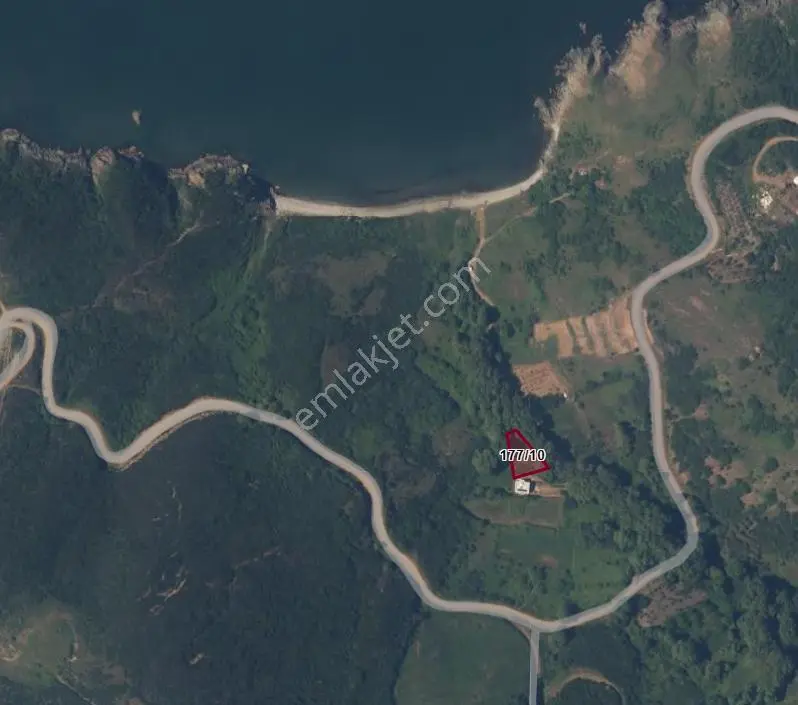 Balıkesir Bandırma Sahil Yenice Mah. 860 M2 Satılık Tarla Yatırımlık - Görsel 4