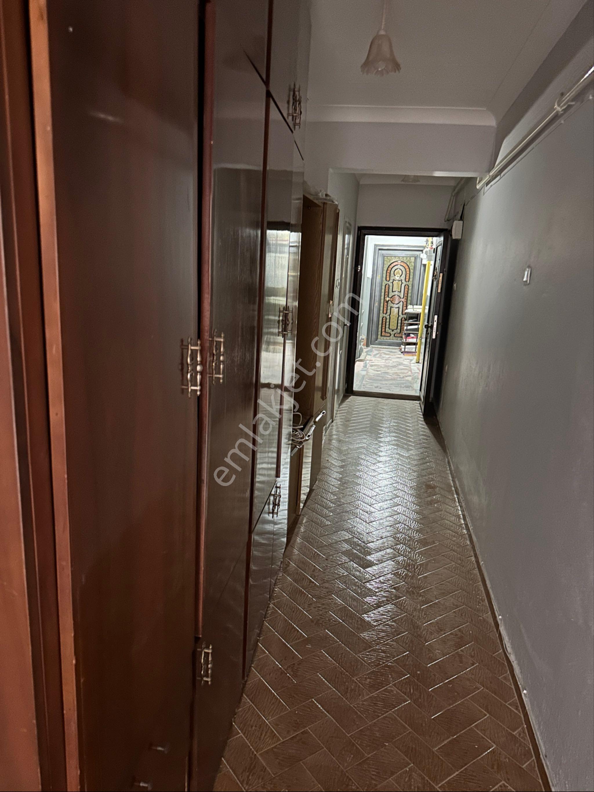 Kasrevi’den Çarşıda Kiralık Asansörlü Arakat Daire - Görsel 6