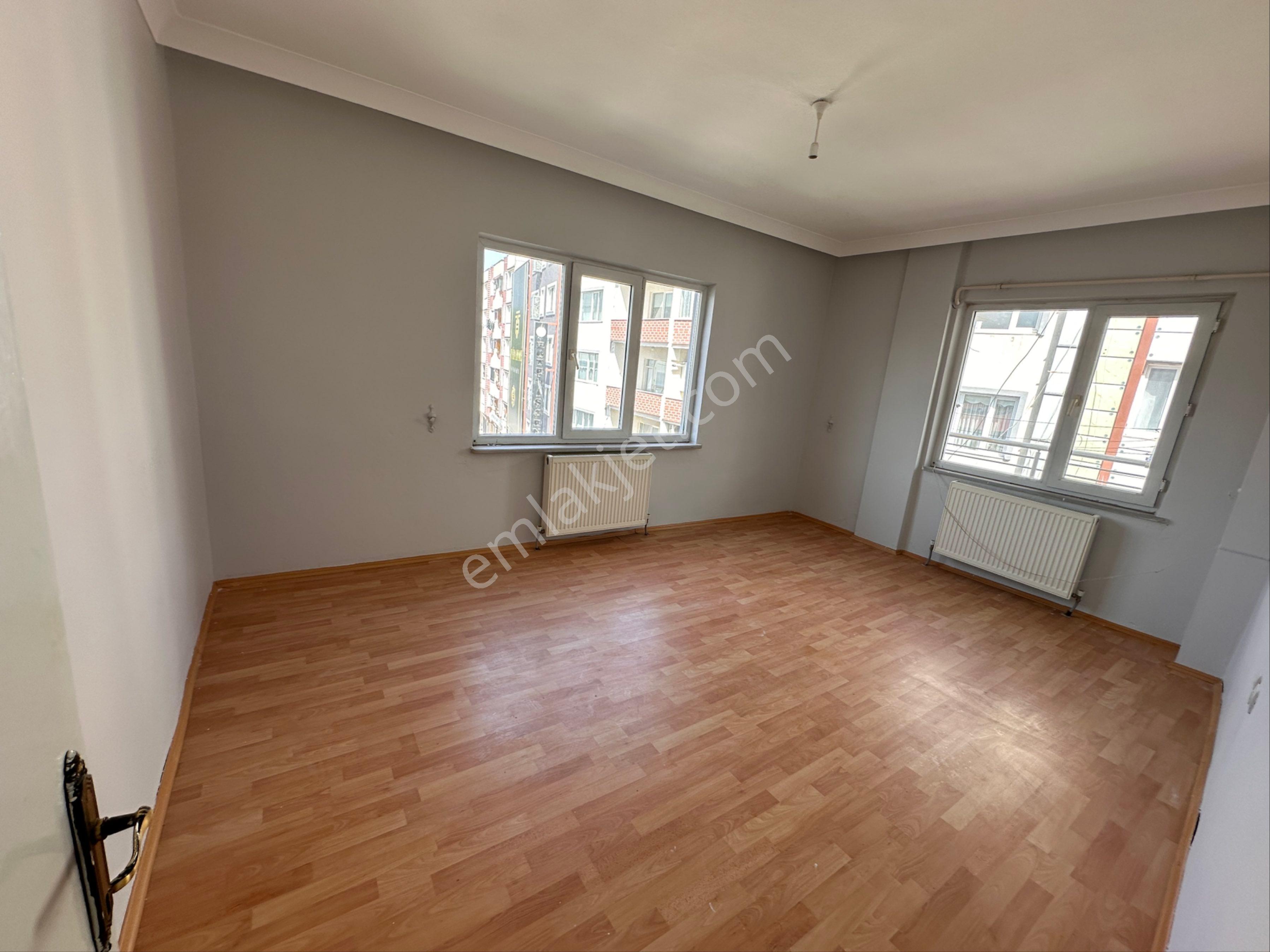 Kasrevi’den Çarşıda Kiralık Asansörlü Arakat Daire - Görsel 8