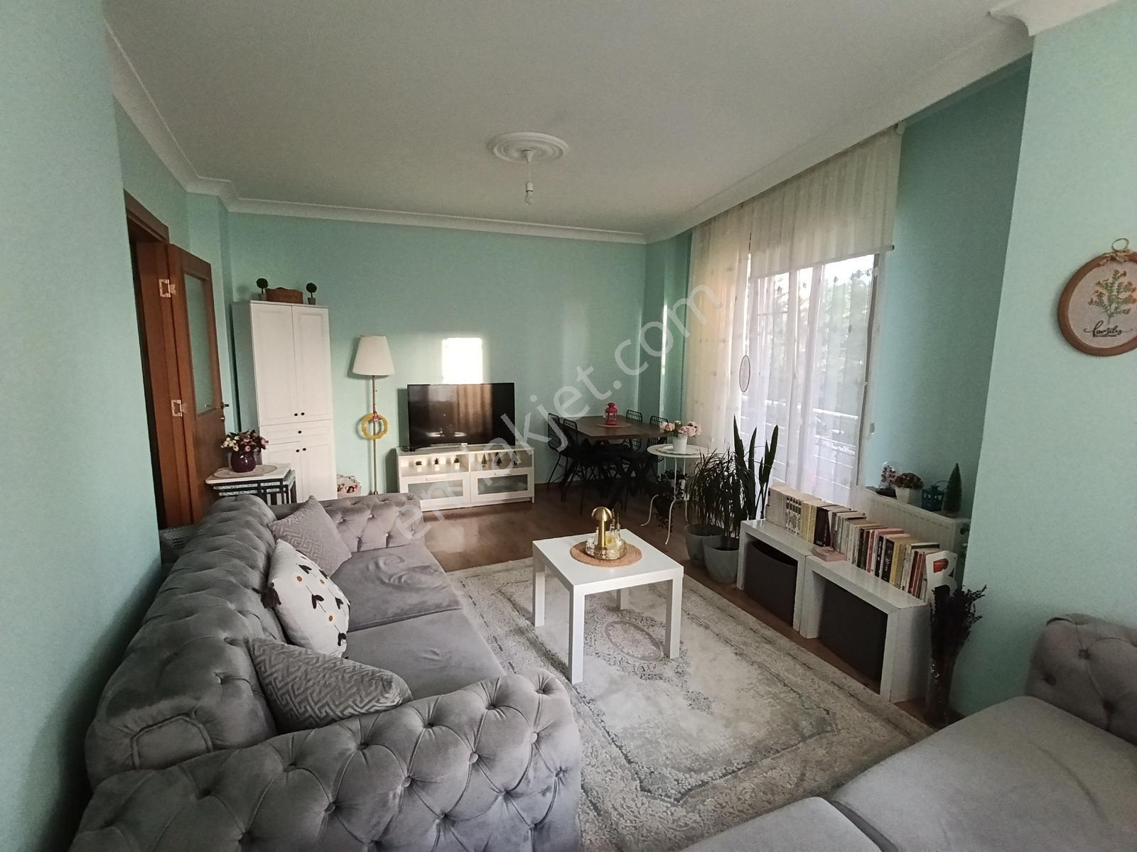 Yakacık Çarşı Mahallesinde Satılık 2+1 Daire - Görsel 12