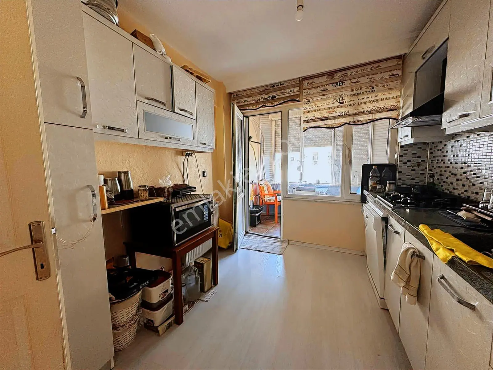 Küçükkuyuda Denize 100m Mesafede | 148 M2 3+1 Daire - Görsel 13