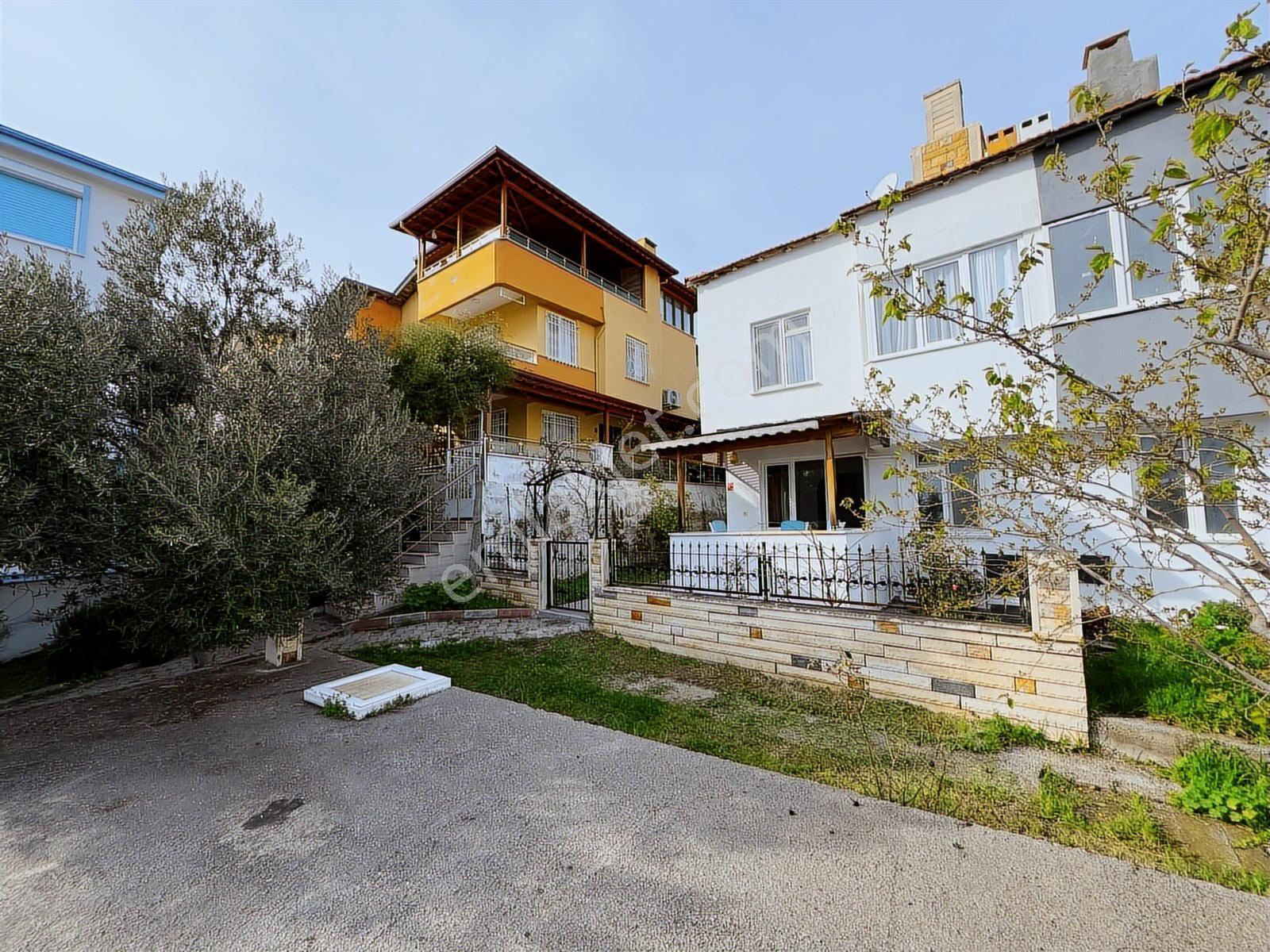 Altınoluk Narlı' Da 3+1 Deniz Manzaralı Satılık Tripleks Villa - Görsel 10