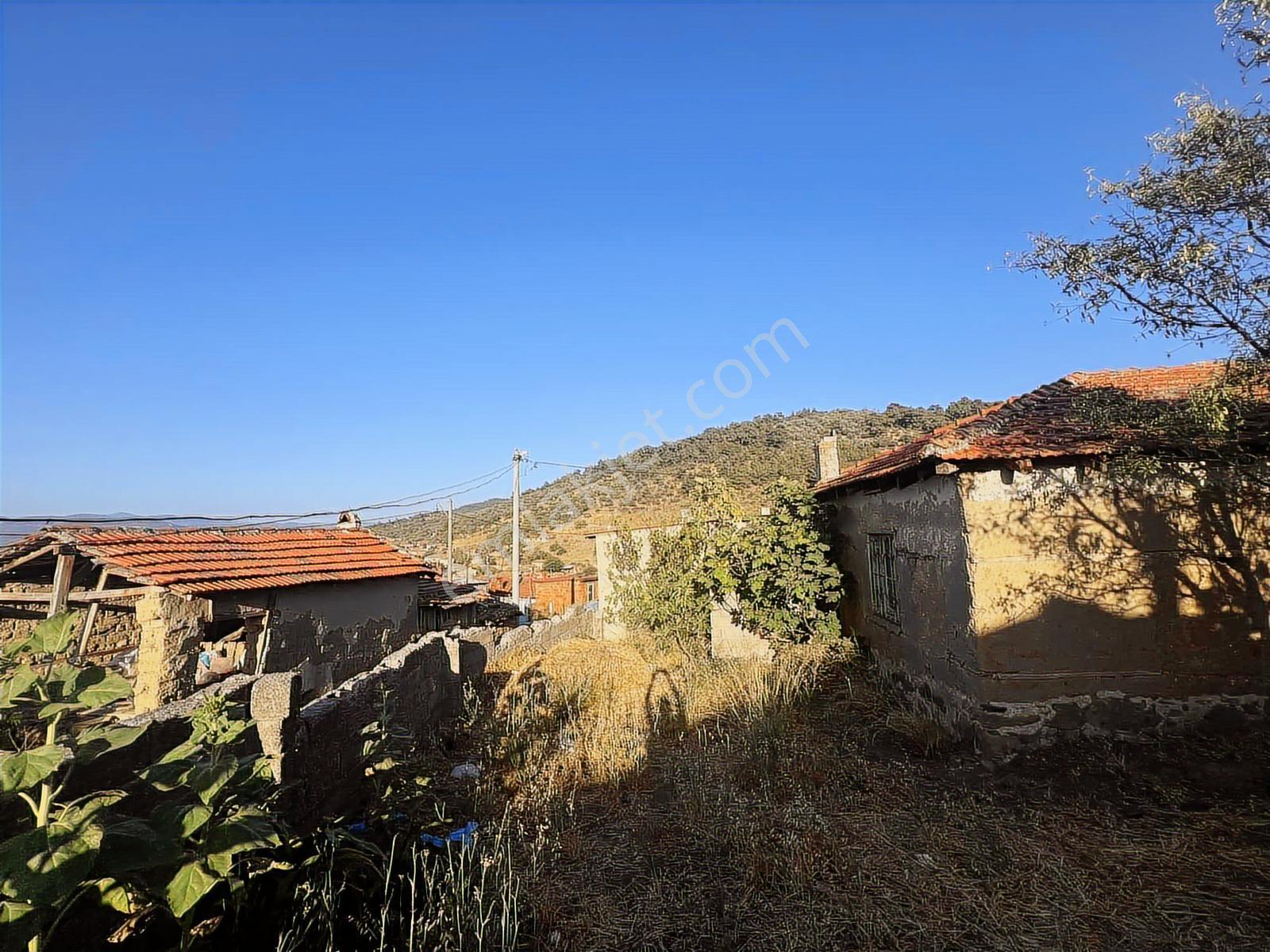 Satılık Geniş Bahçeli, Otantik Müstakil Köy Evi - Görsel 15