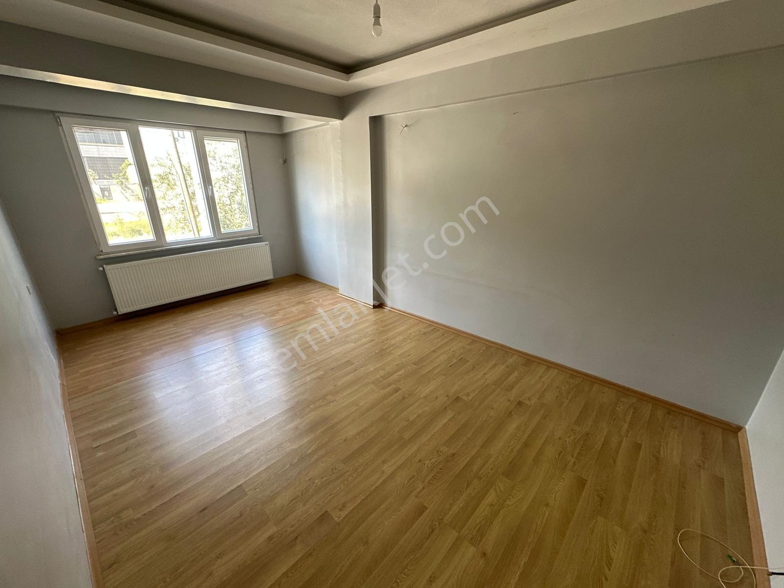 Edremit Tuzcumuratda Kiralık Boş 2+1 Ayrı Mutfak Manzaralı Daire - Görsel 9