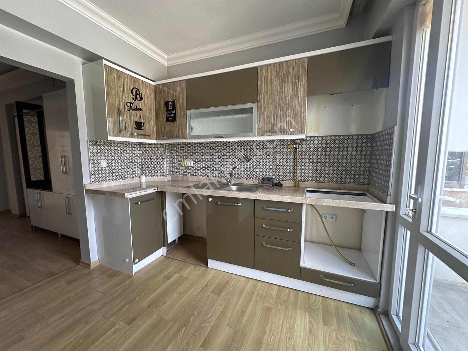 Edremit Tuzcumuratda Kiralık Boş 2+1 Ayrı Mutfak Manzaralı Daire - Görsel 18