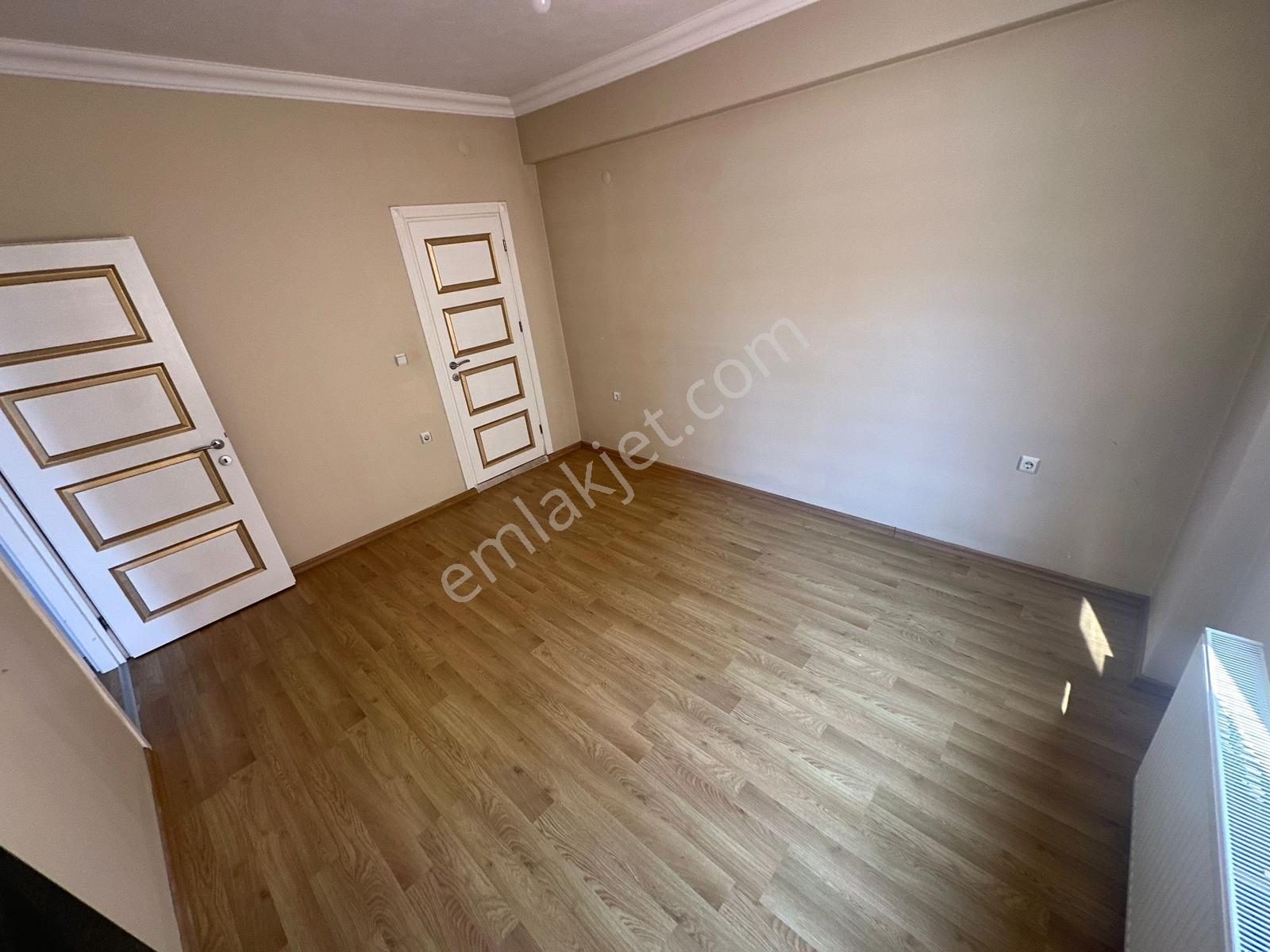 Edremit Tuzcumuratda Kiralık Boş 2+1 Ayrı Mutfak Manzaralı Daire - Görsel 31