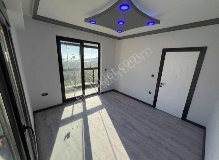 Avcılar'da Kapanmaz Deniz Ve Körfez Manzaralı Villa - Görsel 10