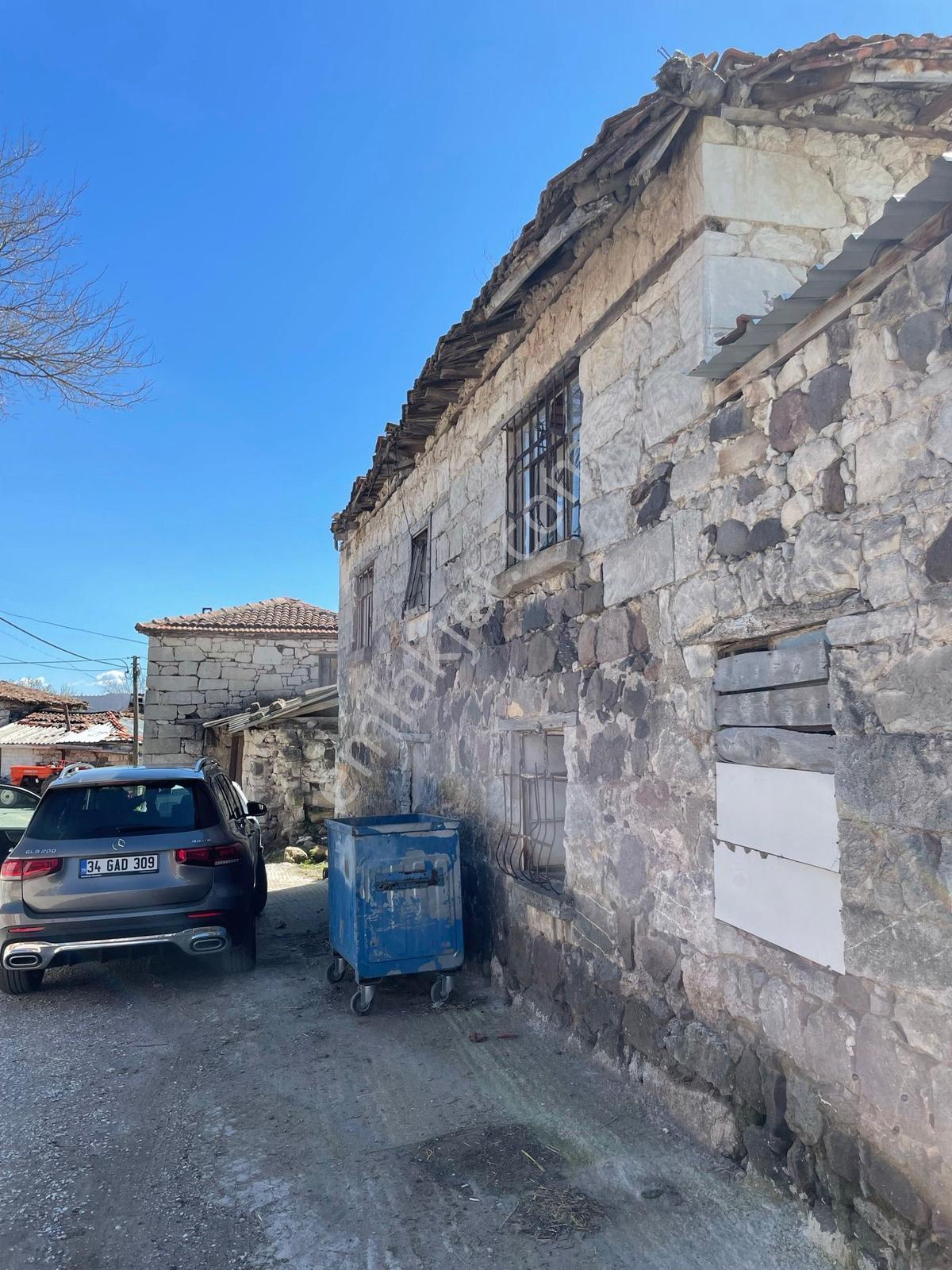 Kazdağları Eteklerinde Tadilatlık Müstakil Fırsat Köy Evi - Görsel 6