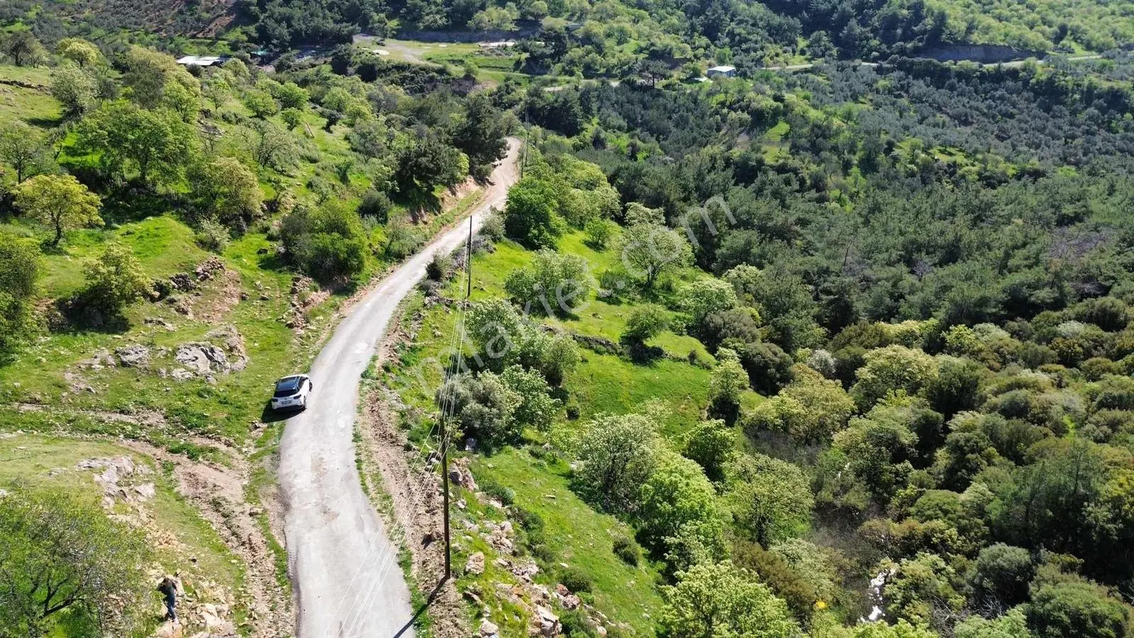 5'e Bölünebilen İmarlı Arsa