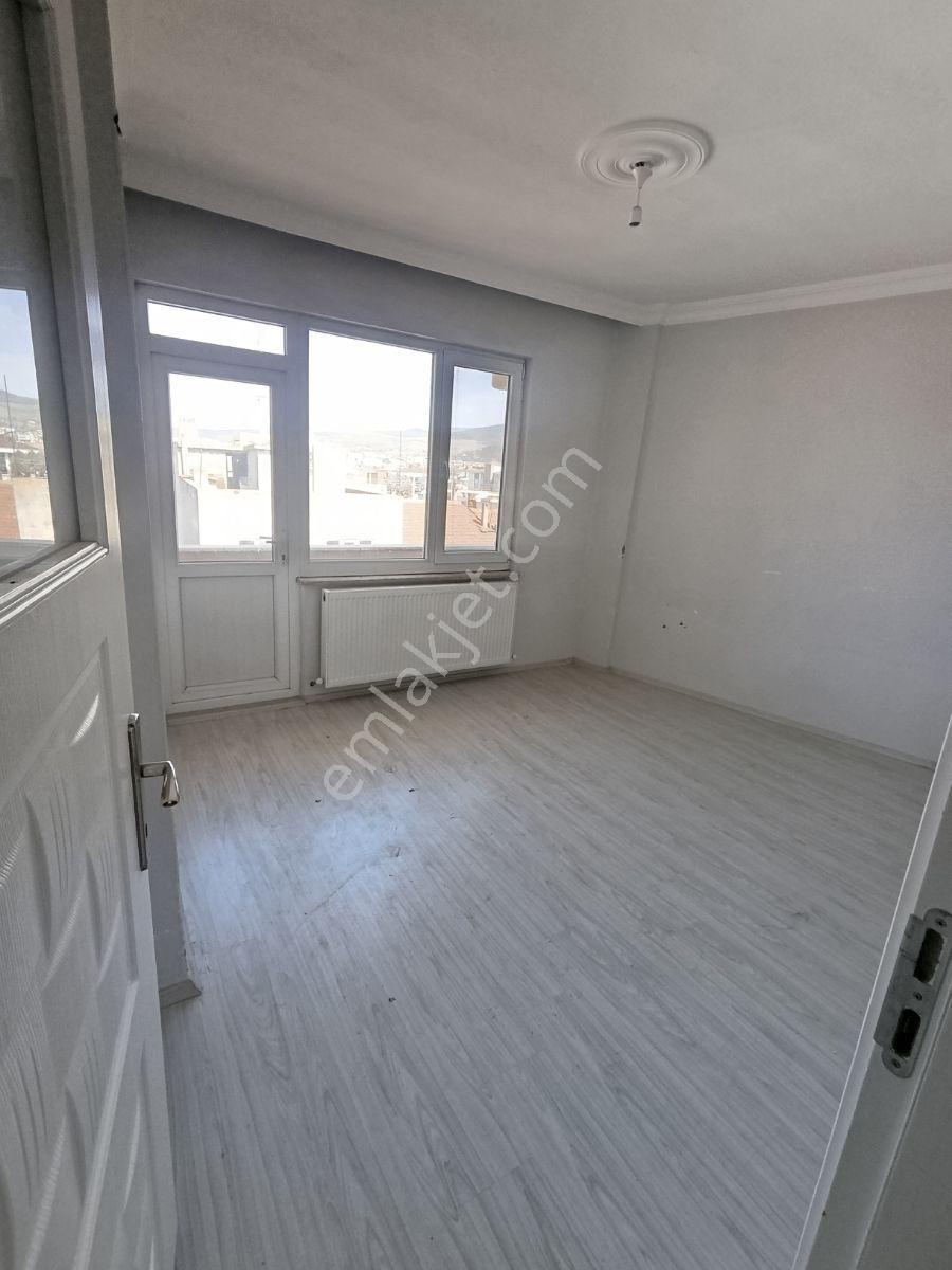 Susurluk'ta Masrafsız Bu Fiyata Yok !!! 2+1 Kombili 100m2 - Görsel 11