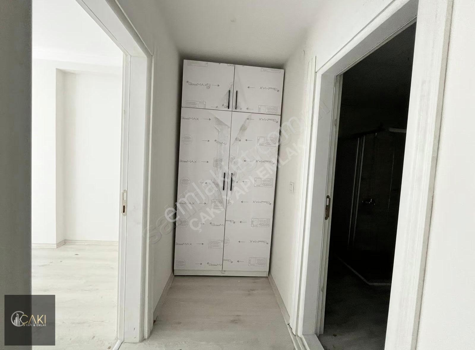Çakı Yapı Emlaktan Merkezi Konumda Kiralık 1+1 Daire - Görsel 14