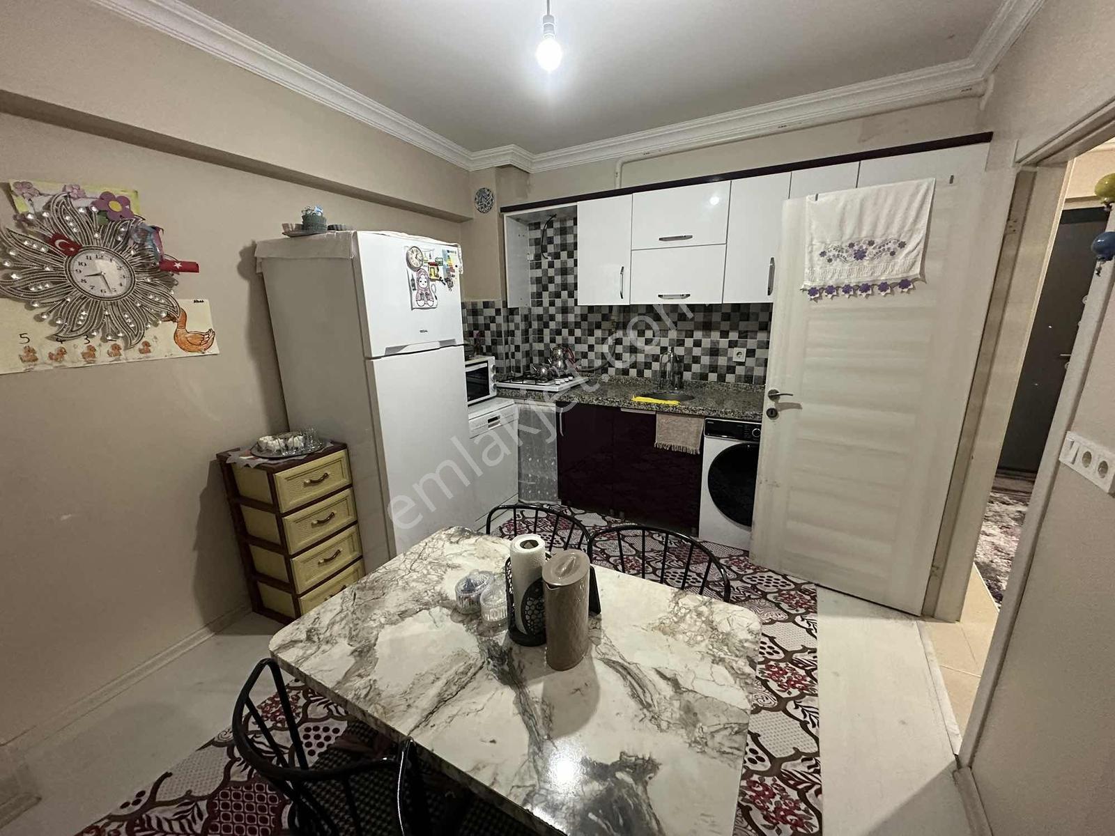 Ayvacık Çarşı Merkezinde İskanlı 2+1 Daire - Görsel 16