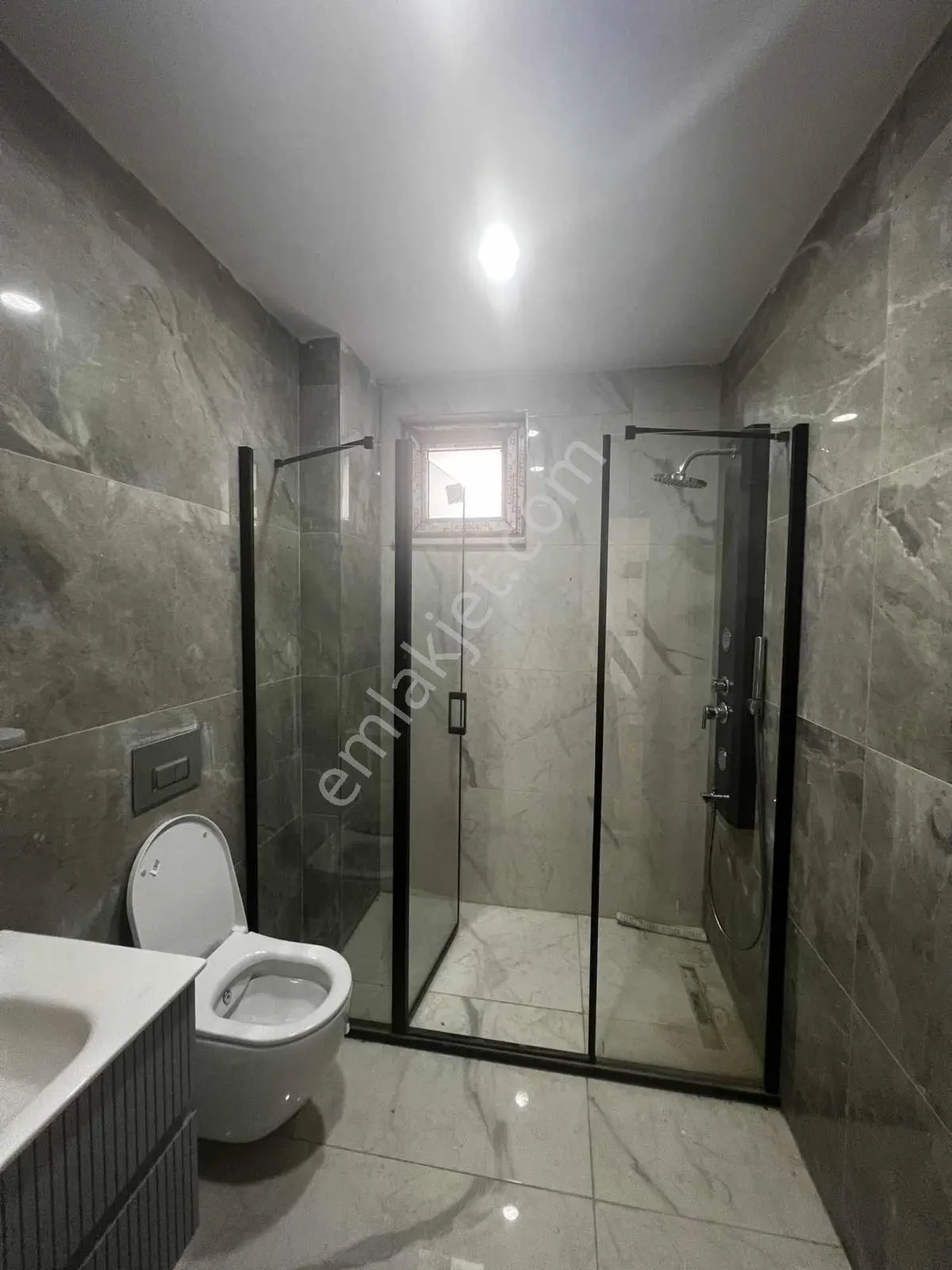 Altınoluk Fenerde 5+1 Denize Sıfır Sitede Müstakil Villa - Görsel 3