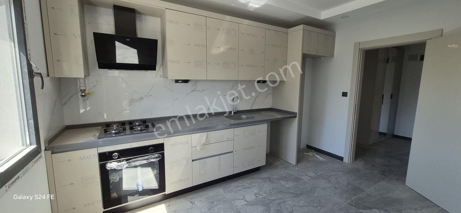 Kw Zena'dan Burhaniye Ören Yolunda Kiralık 3+1 Sıfır Daire - Görsel 25