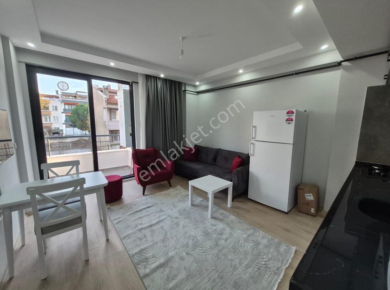 Kw Zena'dan Burhaniye Bahçelievlerde Kiralık Eşyalı 1+1 Daire - Görsel 3