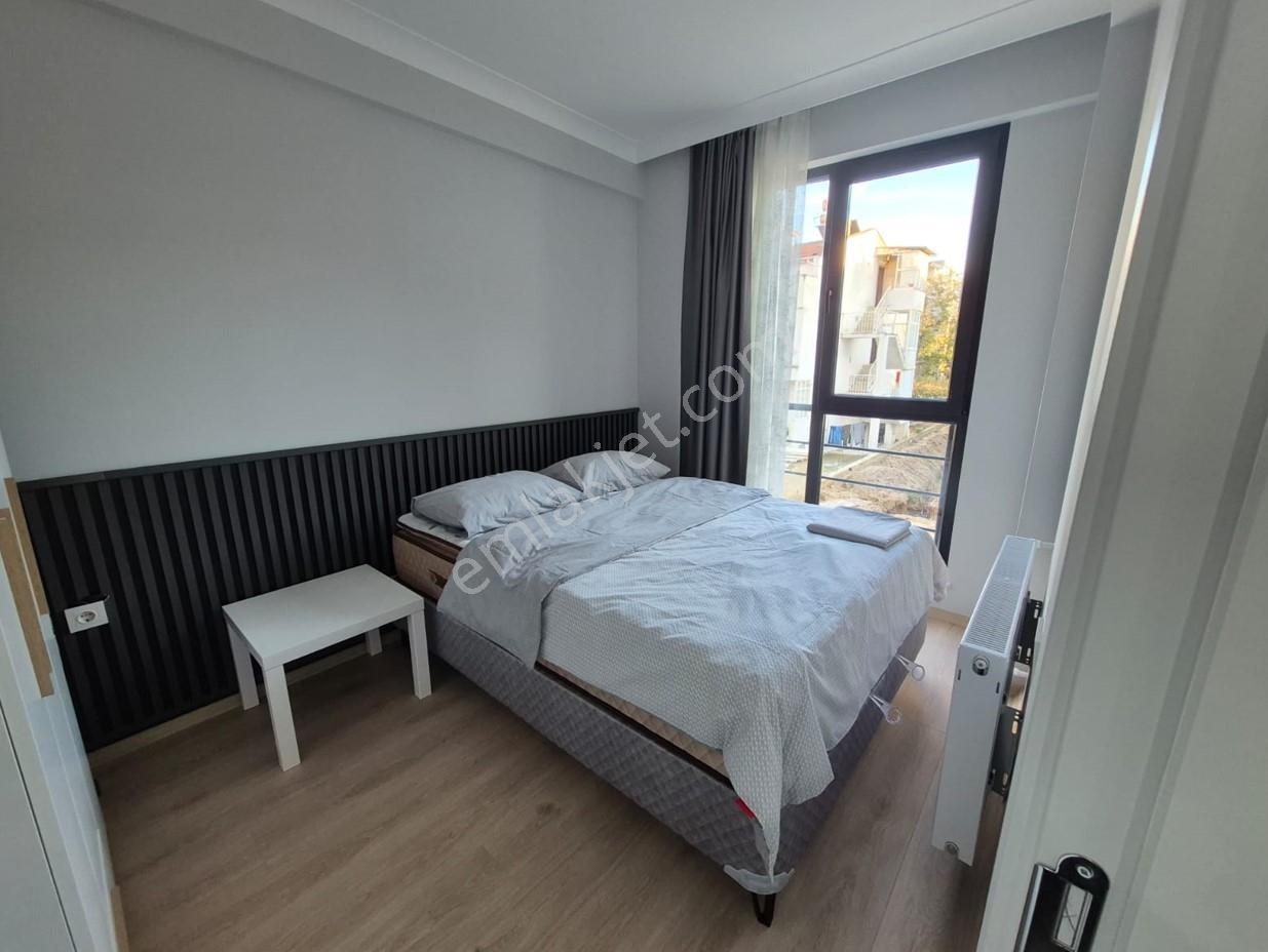 Kw Zena'dan Burhaniye Bahçelievlerde Kiralık Eşyalı 1+1 Daire - Görsel 9