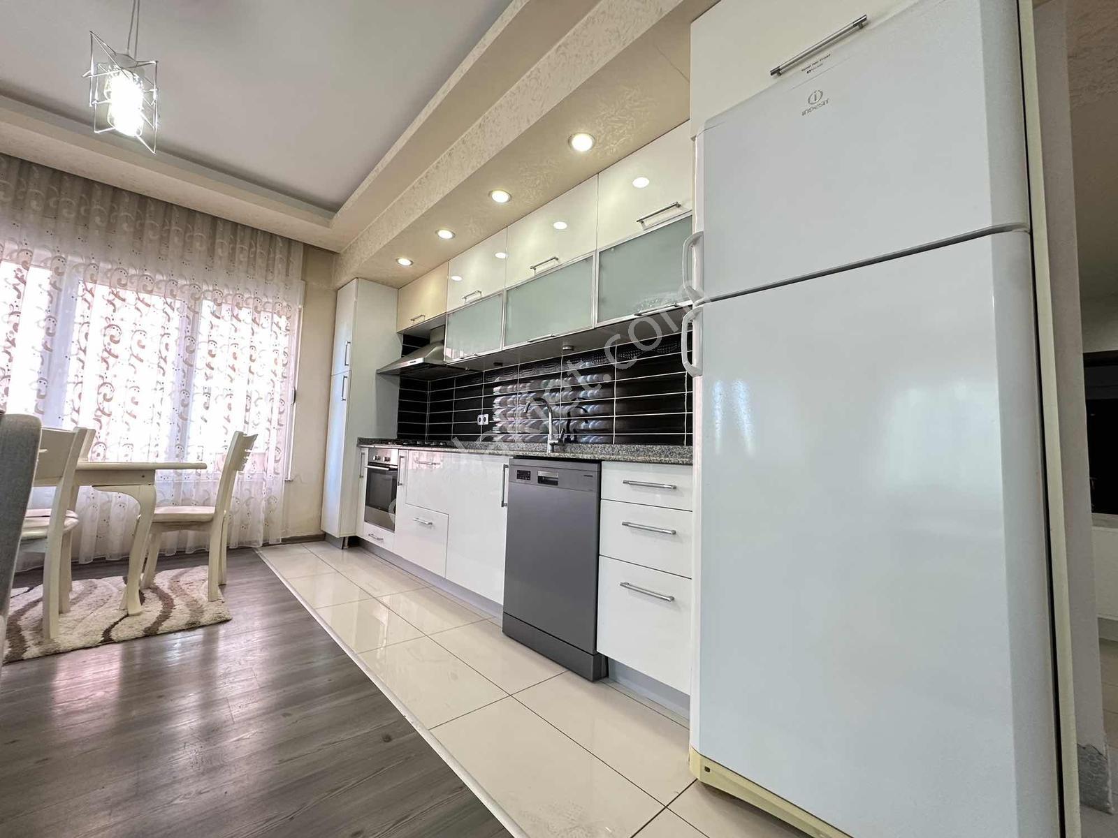 Havuzlu Sitede Ara Katta 2+1 Full Eşyalı Geniş Daıre - Görsel 2