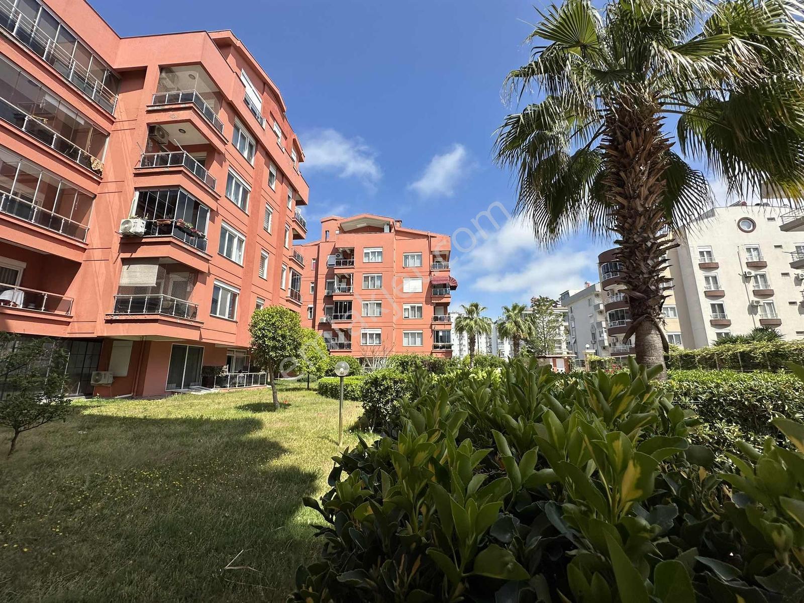 Havuzlu Sitede Ara Katta 2+1 Full Eşyalı Geniş Daıre - Görsel 12