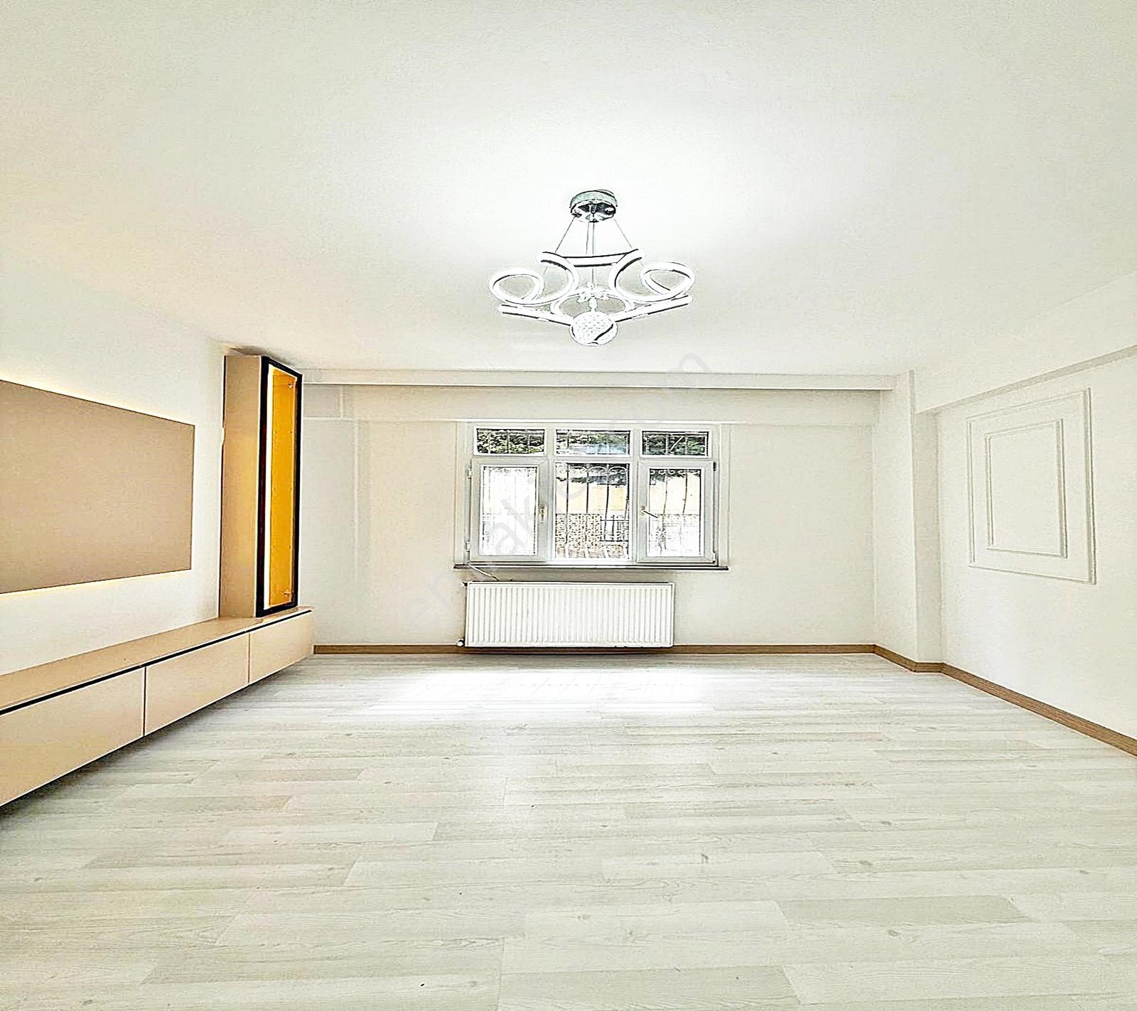 Kıraç Hürriyet Mahallesi Bahçeli Bahçe Kat 2+1 115m2 2.195.000tl - Görsel 17
