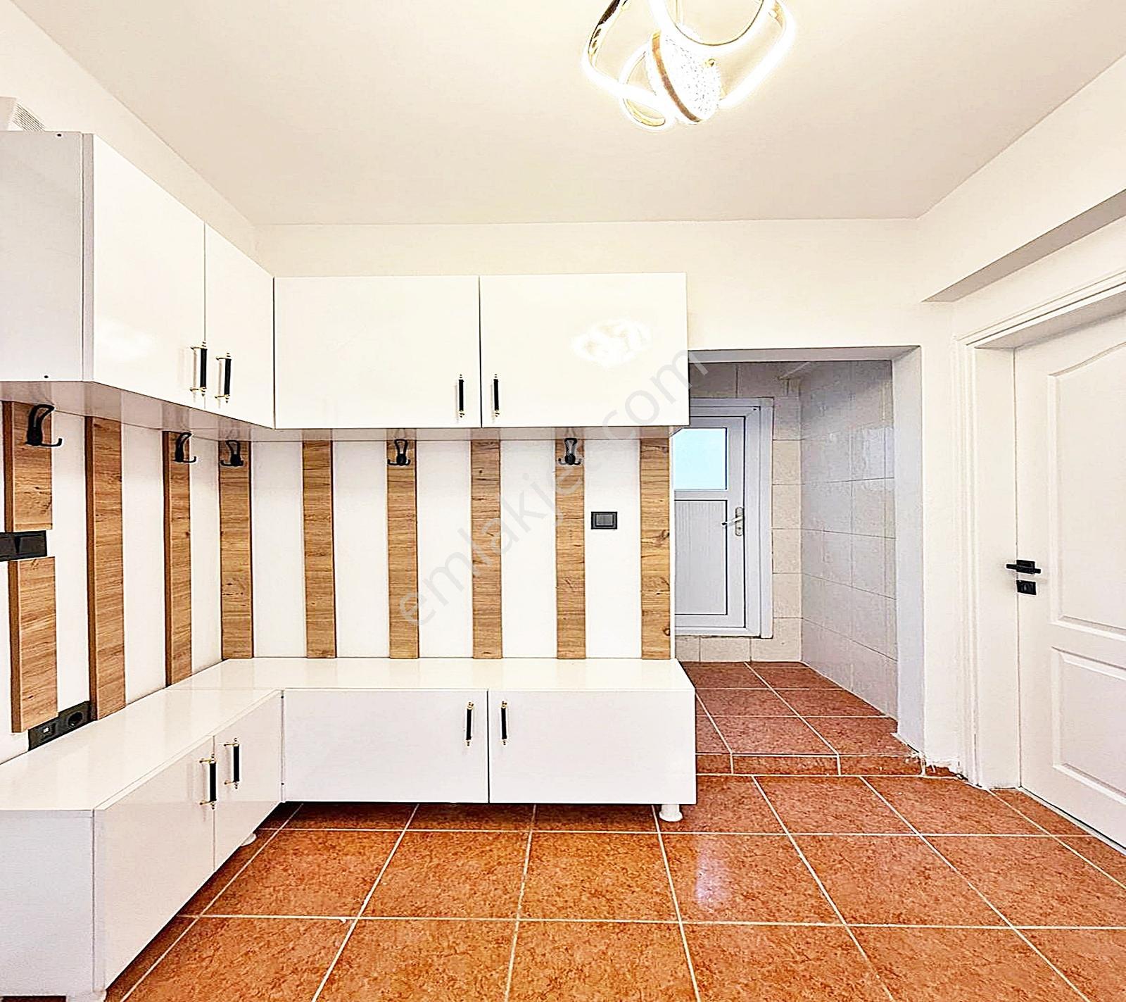 Kıraç Hürriyet Mahallesi Bahçeli Bahçe Kat 2+1 115m2 2.195.000tl - Görsel 30
