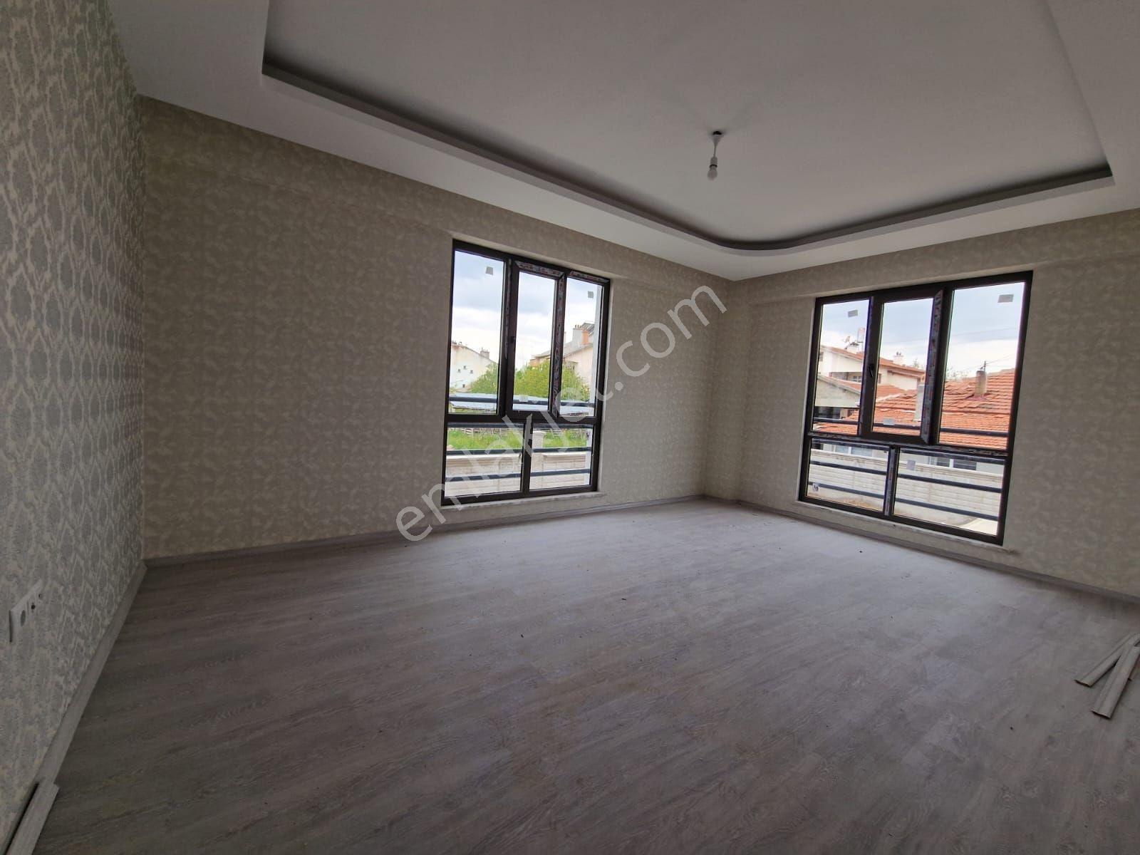 Metin Gönülalan'dan Butik Bahçesi Olan 3+1 Sıfır Daire - Görsel 10