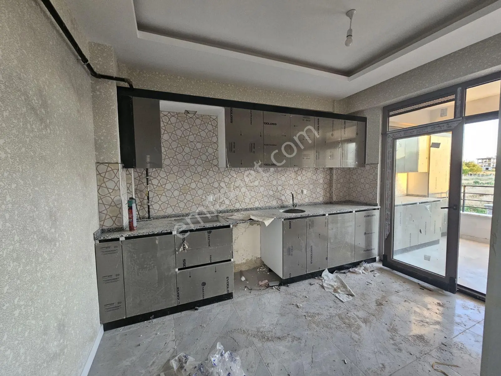 Metin Gönülalan'dan Butik Bahçesi Olan 3+1 Sıfır Daire - Görsel 16