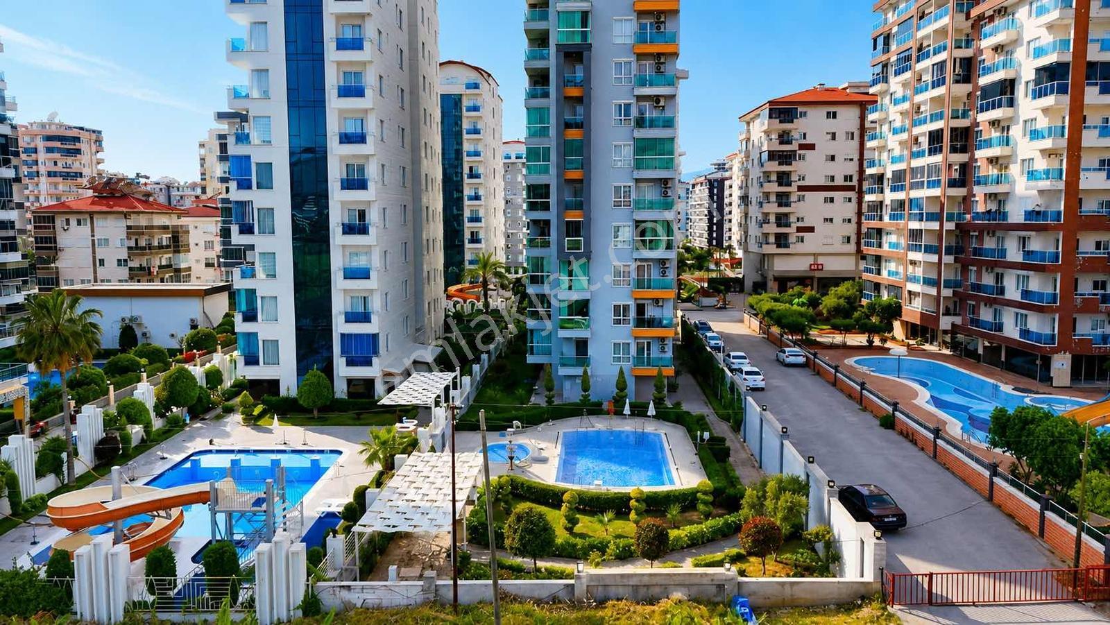 Mahmutlar'da Acil Satılık 3+1 Eşyalı Dublex Daire - Görsel 15