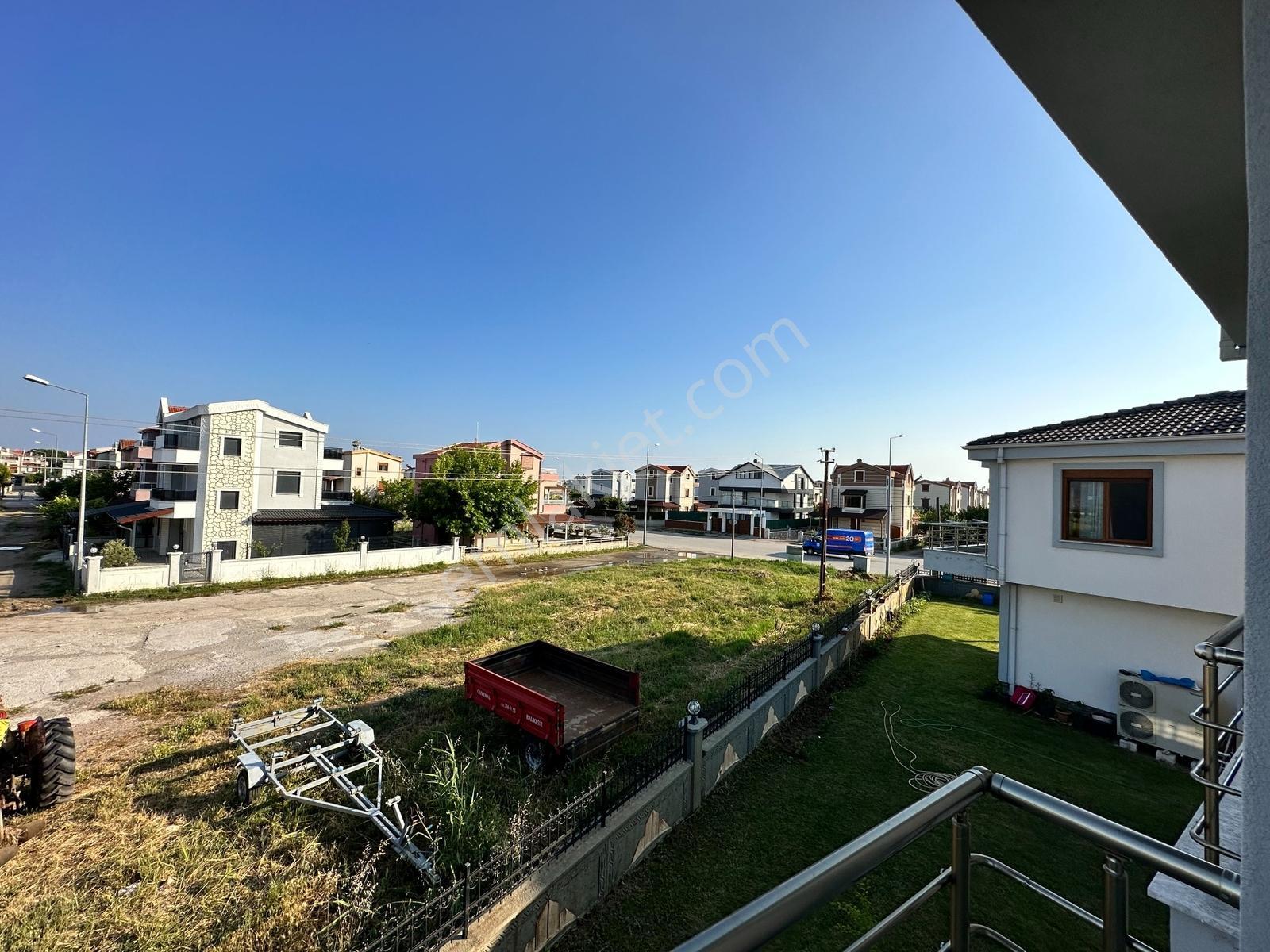 Altınova Sahilde 4+1 Satılık Villa - Görsel 32