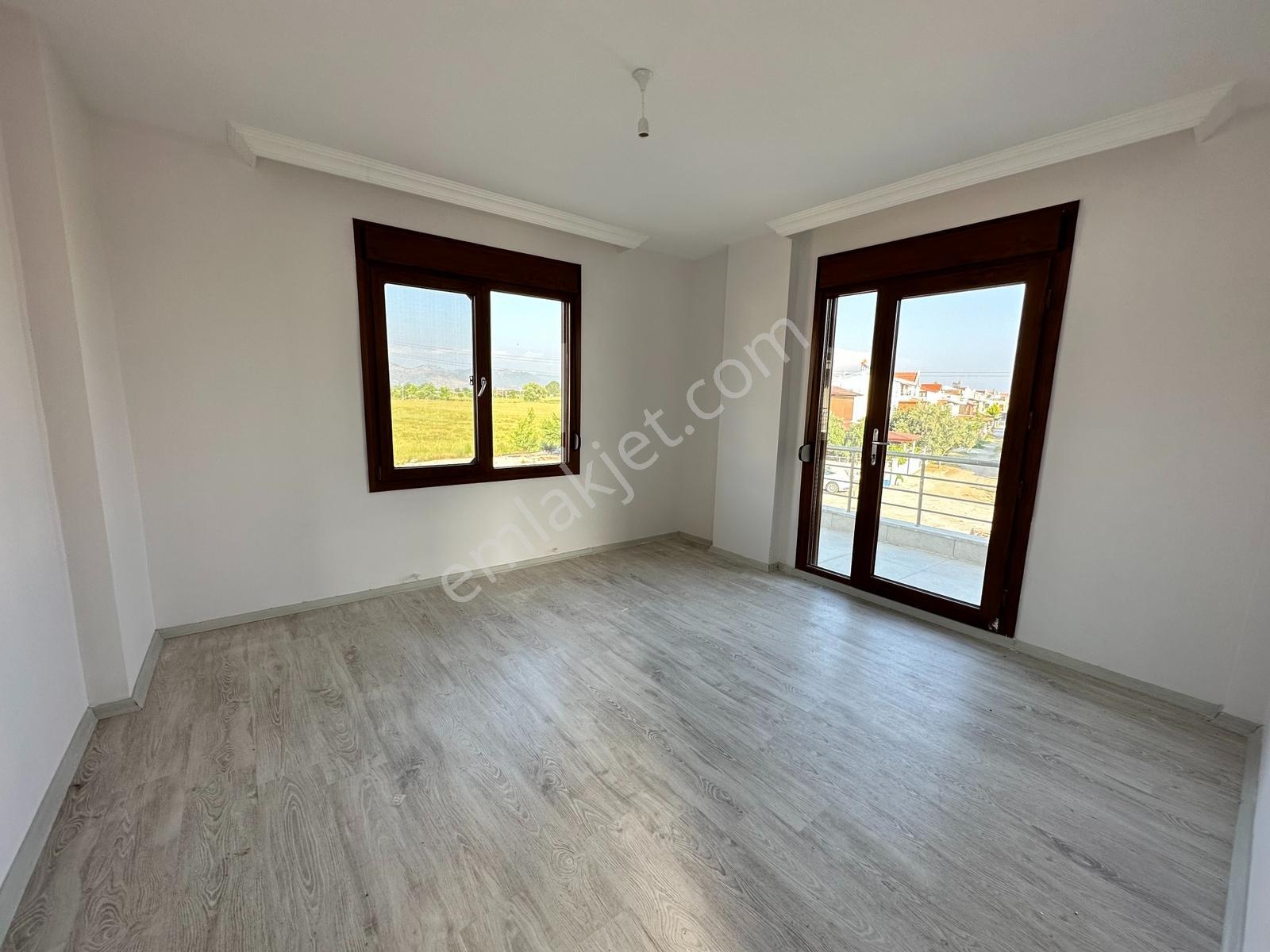 Altınova Sahilde 4+1 Satılık Villa - Görsel 30