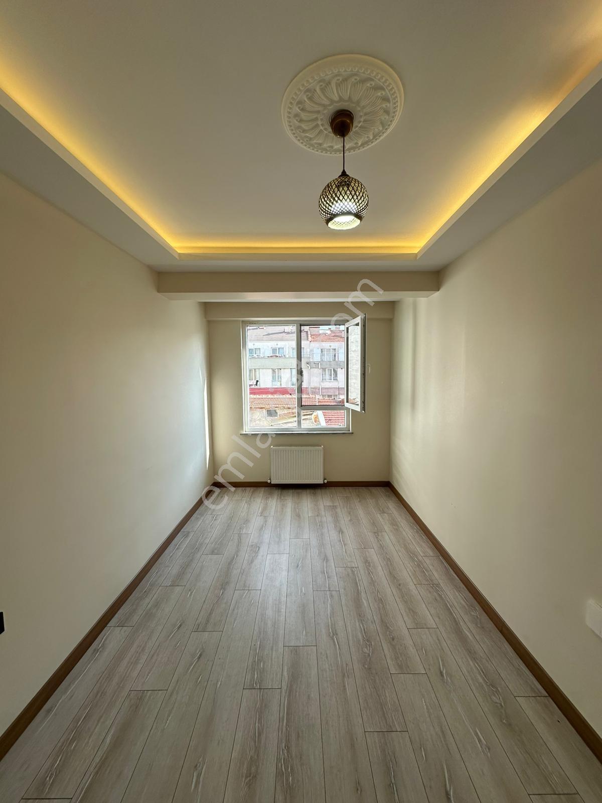 Sütlüce Mahallesi Geniş Ve Lüks 3+1 Dubleks Daire - Görsel 2
