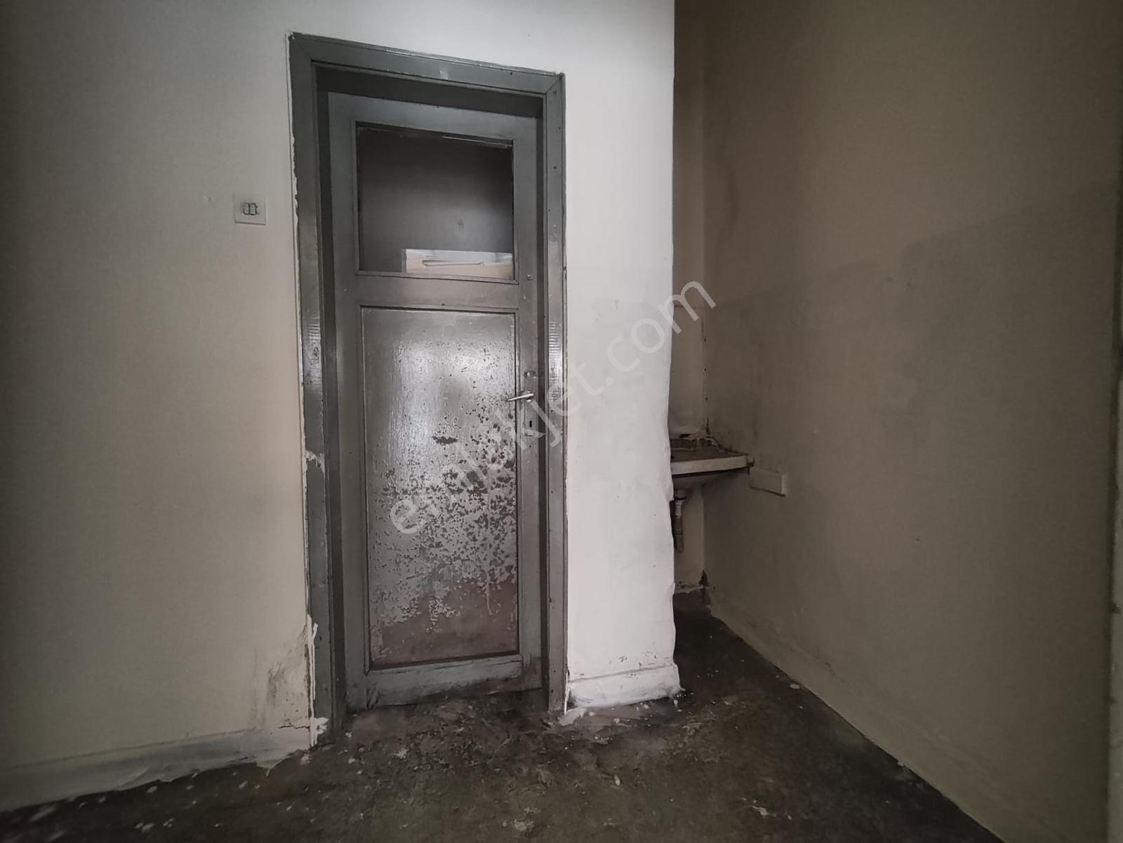 Satılık 2 Adet Bitişik Yan Yana Ayrı Ayrı Tapulu Dükkan Ofis - Görsel 13