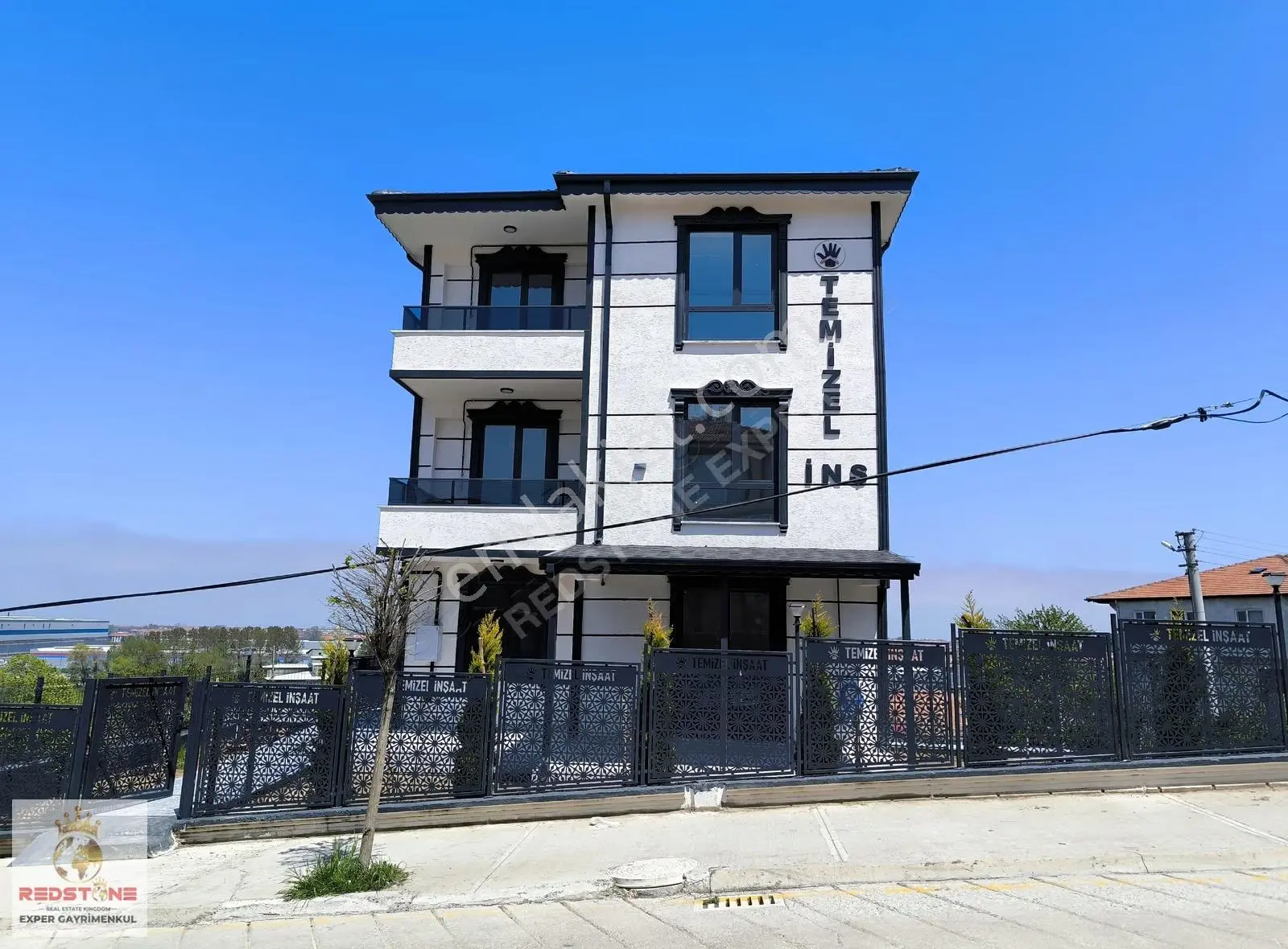 Karasu Merkezde Bahçeli Ayrı Girişli Sıfır 2+1 Kiralık Daire - Görsel 2
