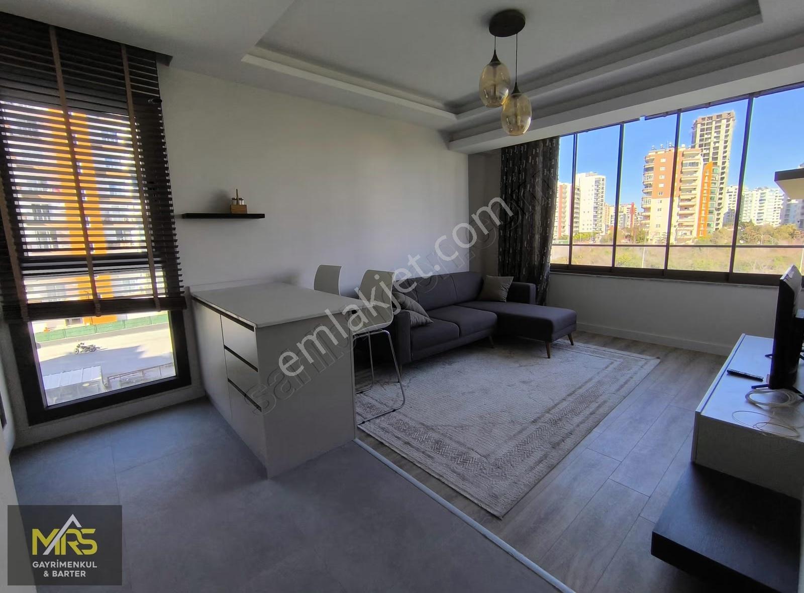 Mrs Gayrimenkulden Eşyalı Lüks 1+1 Kiralık Daire