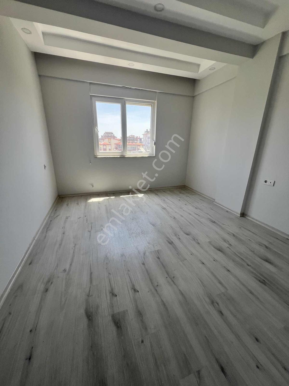 Salı Pazarında 3+1 Doğalgazlı Daire - Görsel 15