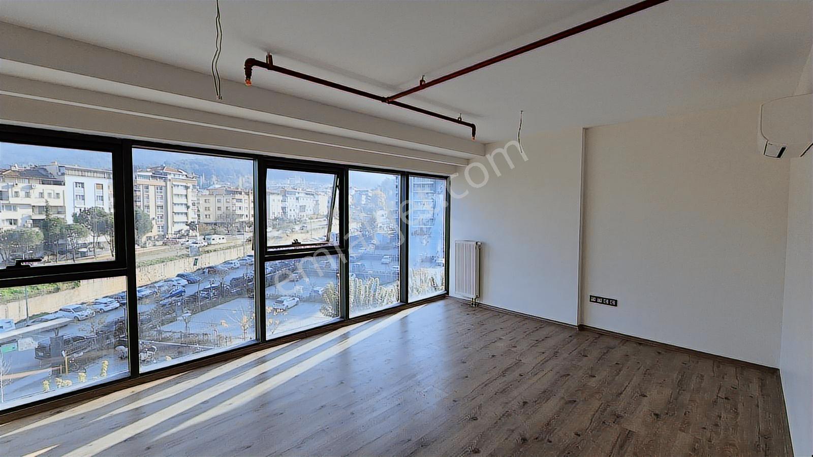 Özgün Gm'den Meydan'da Kiralık 1+0 Ofis - Görsel 10