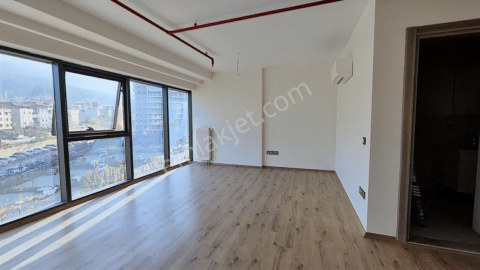 Özgün Gm'den Meydan'da Kiralık 1+0 Ofis - Görsel 3