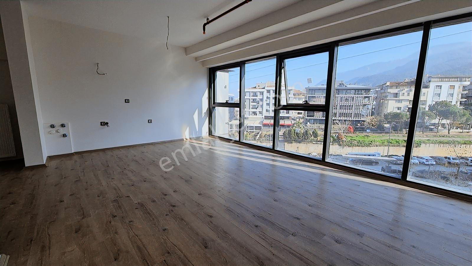 Özgün Gm'den Meydan'da Kiralık 1+0 Ofis - Görsel 9