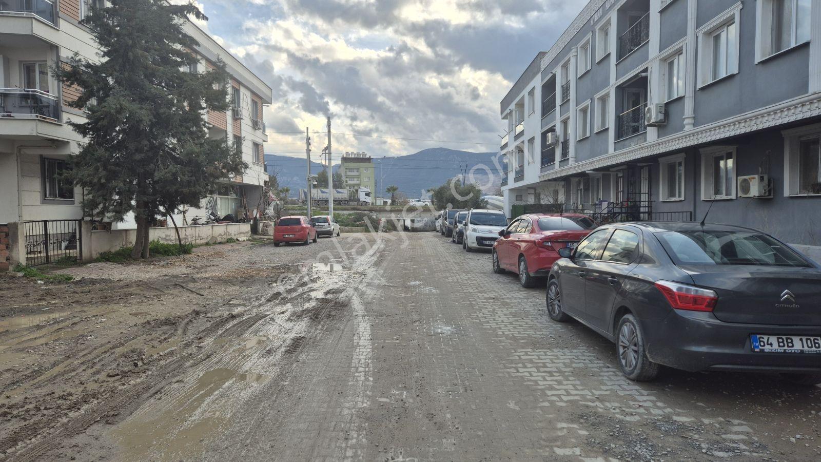 Özgün Gm'den - Muradiye Alt Geçitin Yanında Kiralık Büyük Dükkan - Görsel 20