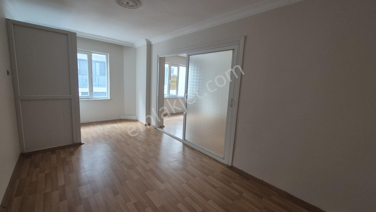 Özgün Gm'den - Çarşı Merkezde Kiralık Ofis - Görsel 14