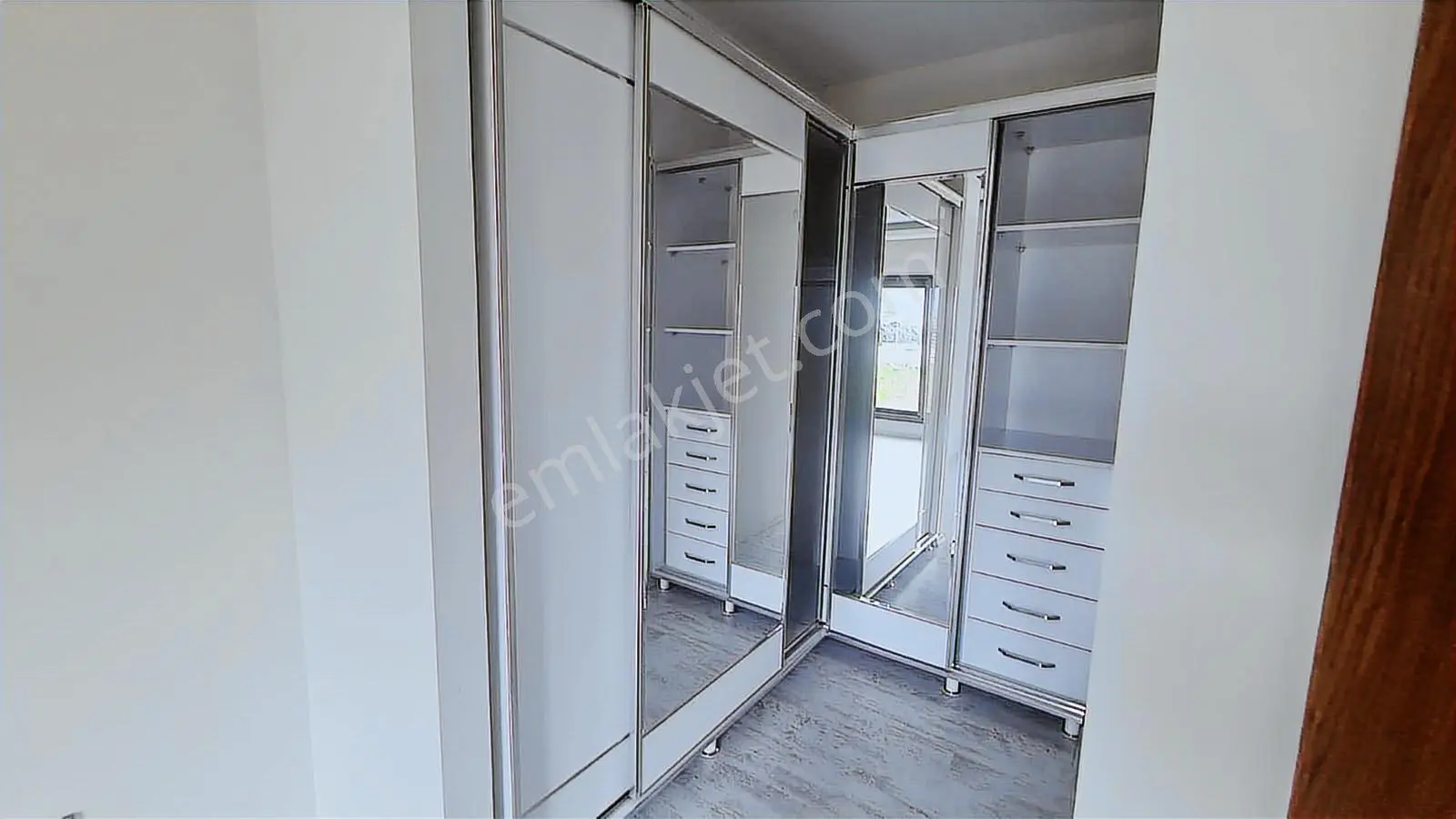 Özgün Gm'den - Güzelyurt'un En İyilerinden - Kiralık 4+1 Daire - Görsel 4