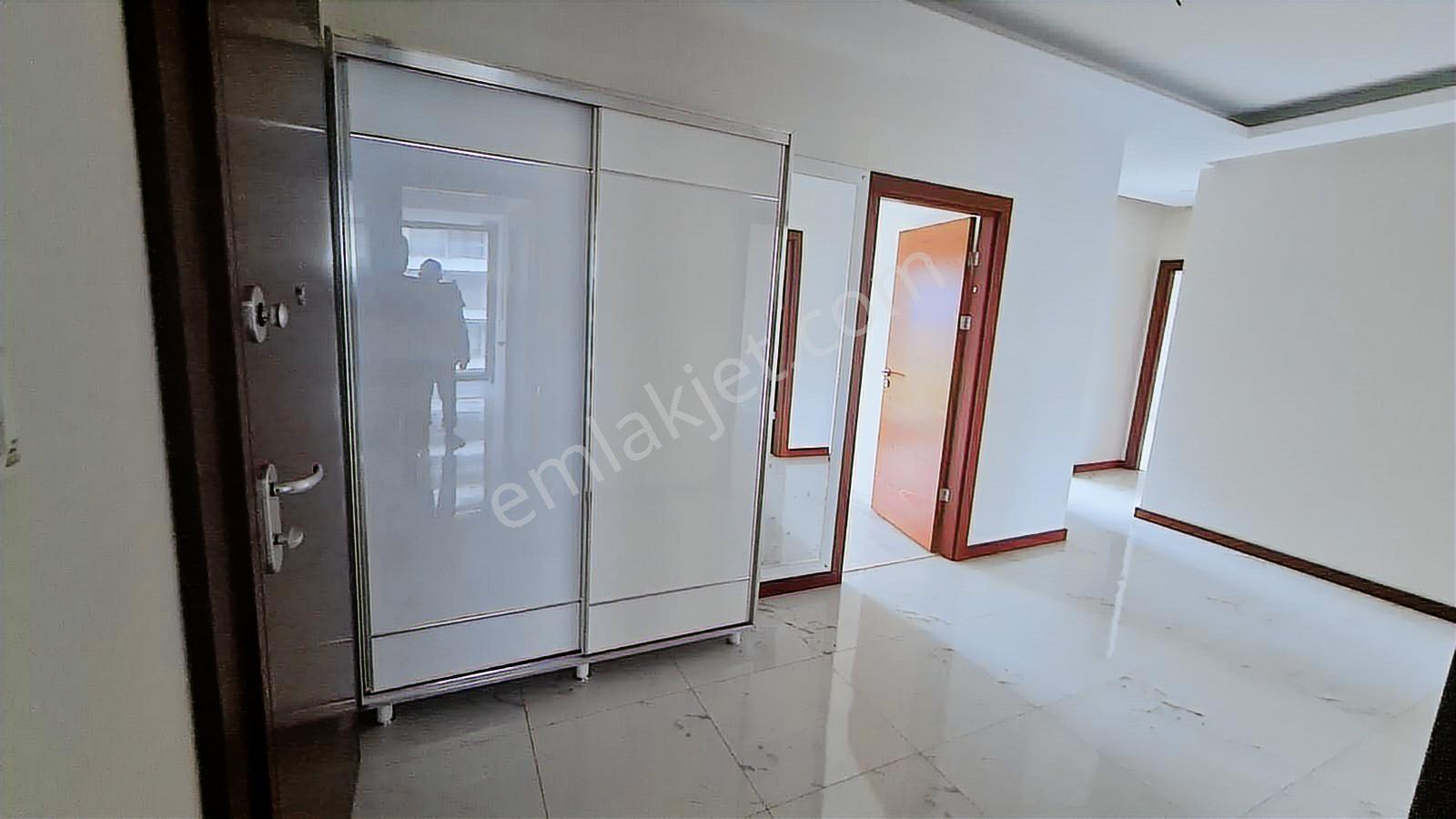Özgün Gm'den - Güzelyurt'un En İyilerinden - Kiralık 4+1 Daire - Görsel 28
